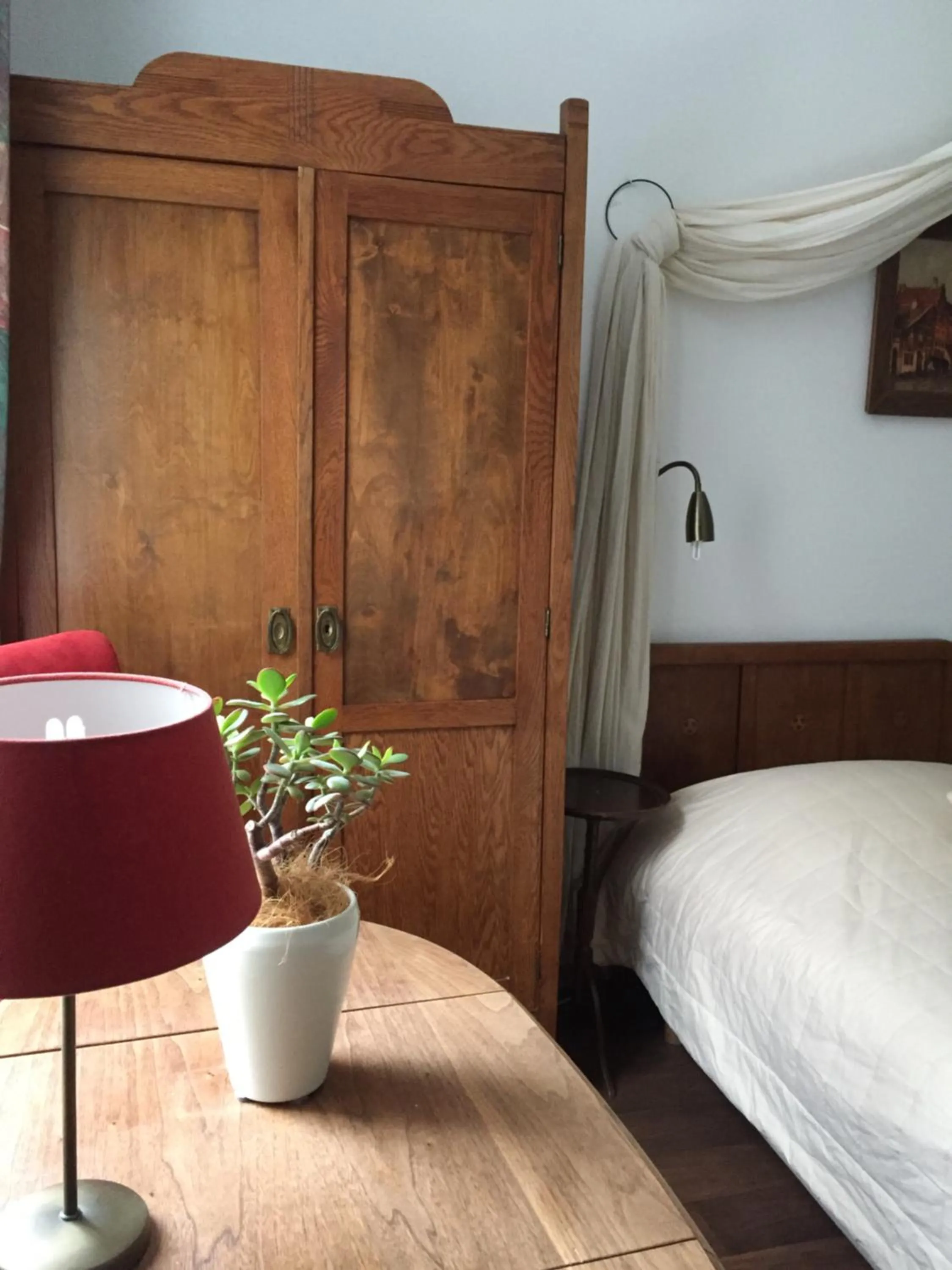 Bedroom, Bed in Hanzestadslogement "De Leeuw", logies in het centrum van Deventer