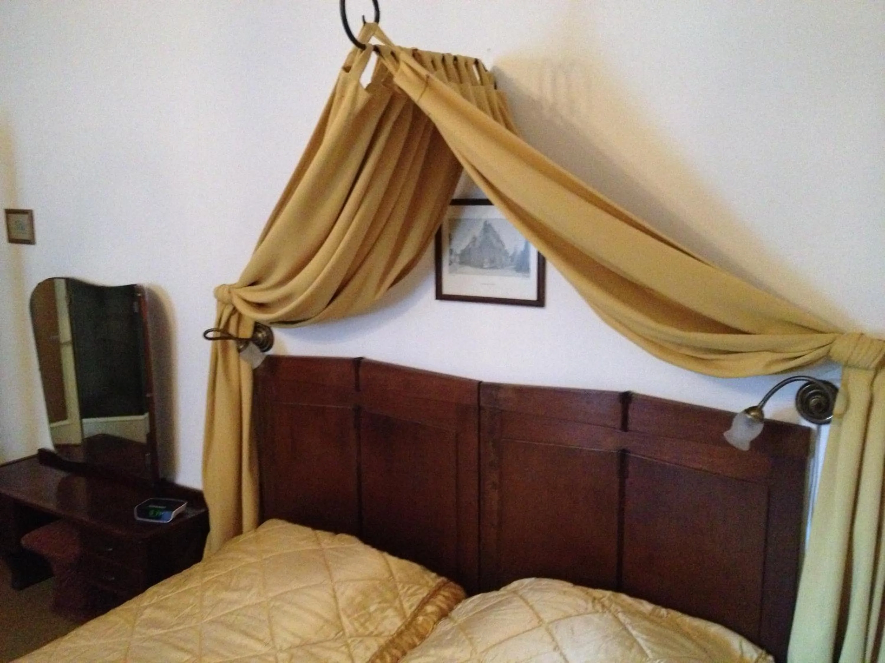 Bed in Hanzestadslogement "De Leeuw", logies in het centrum van Deventer