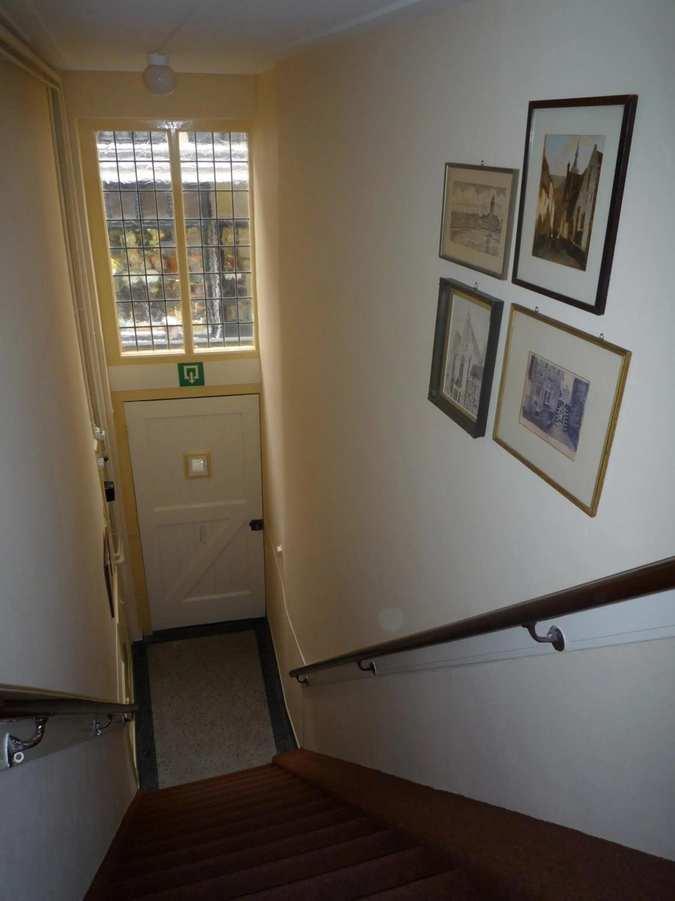 Facade/entrance in Hanzestadslogement "De Leeuw", logies in het centrum van Deventer