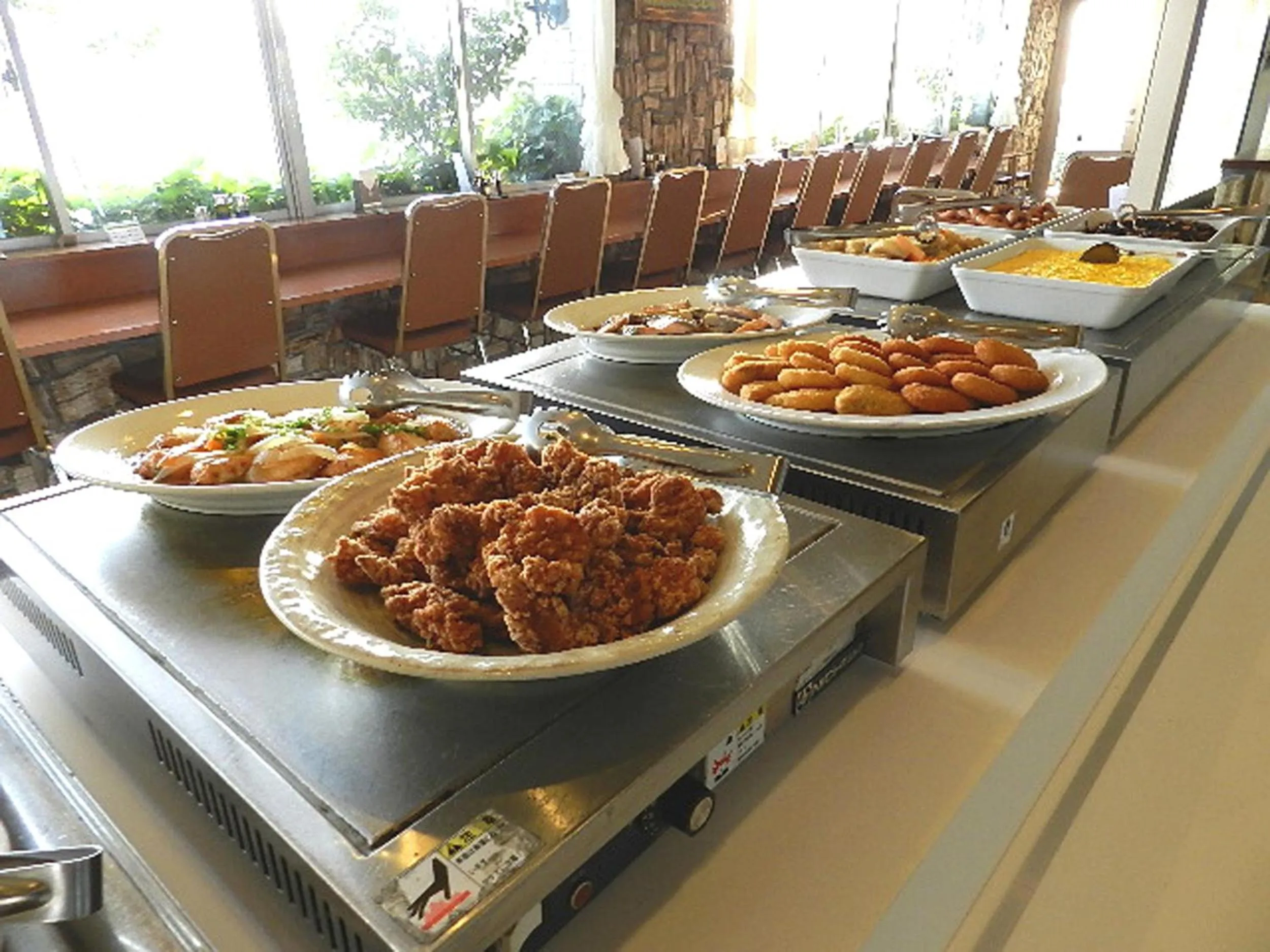 Restaurant/places to eat in Hotel Sambancho