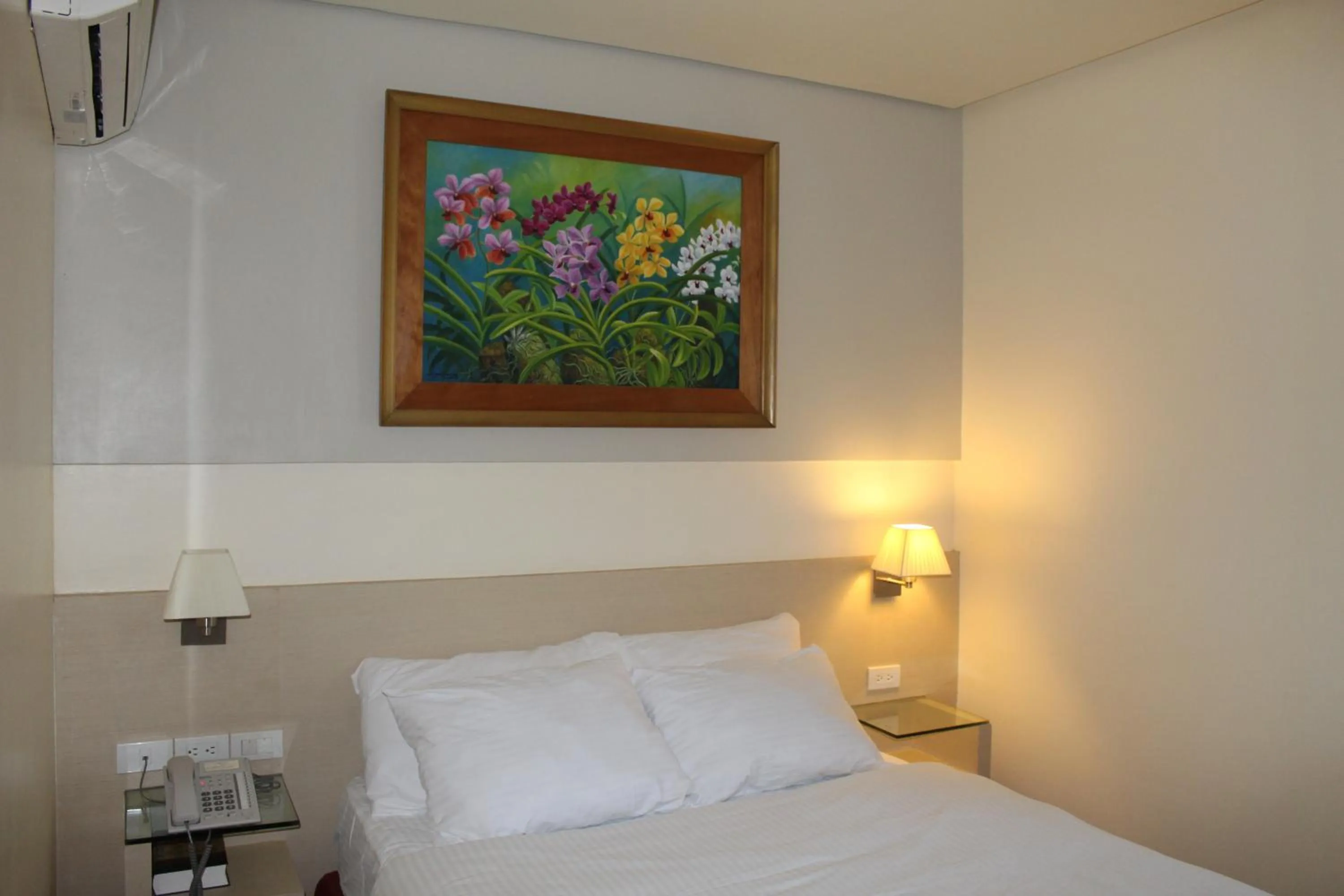 Bed in Ciudad Fernandina Hotel