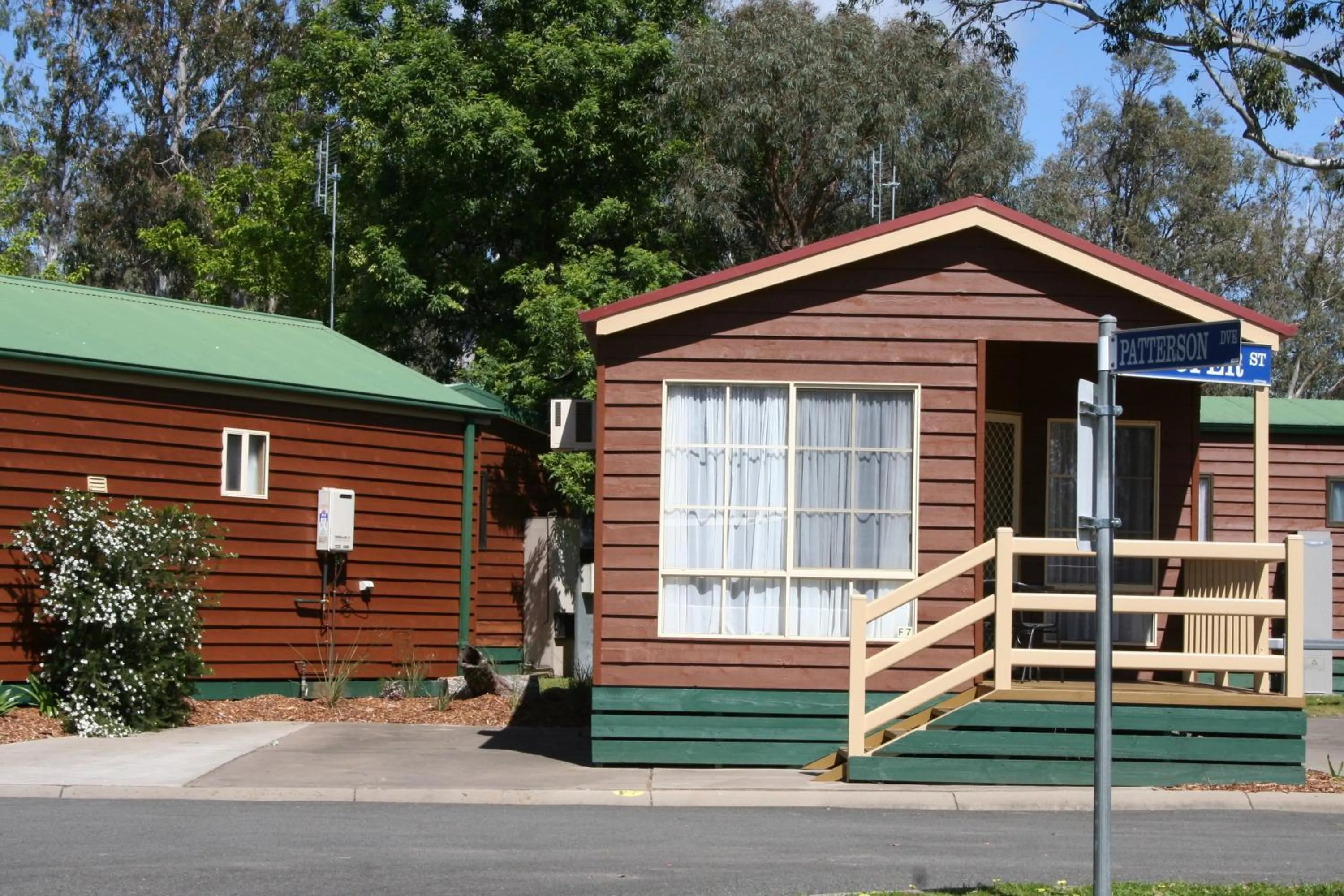 Patio in Lake Fyans Holiday Park