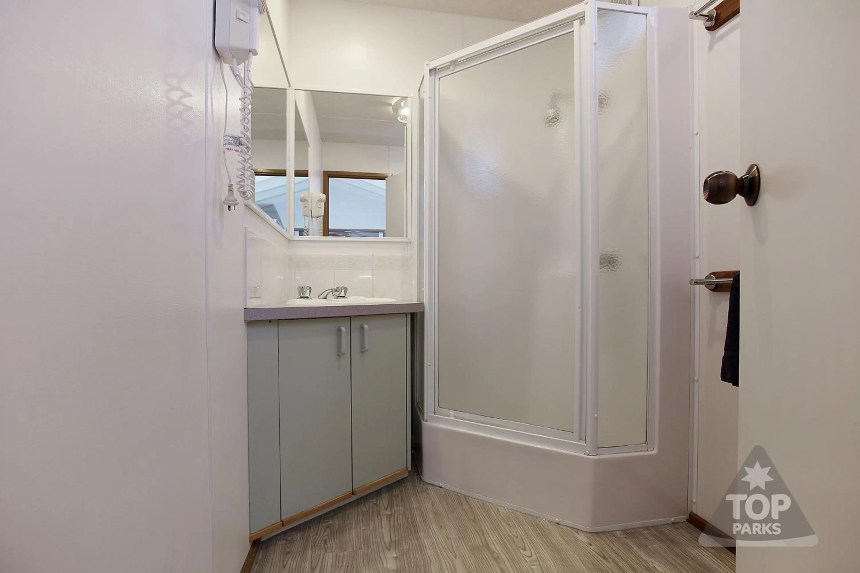 Bathroom in Lake Fyans Holiday Park