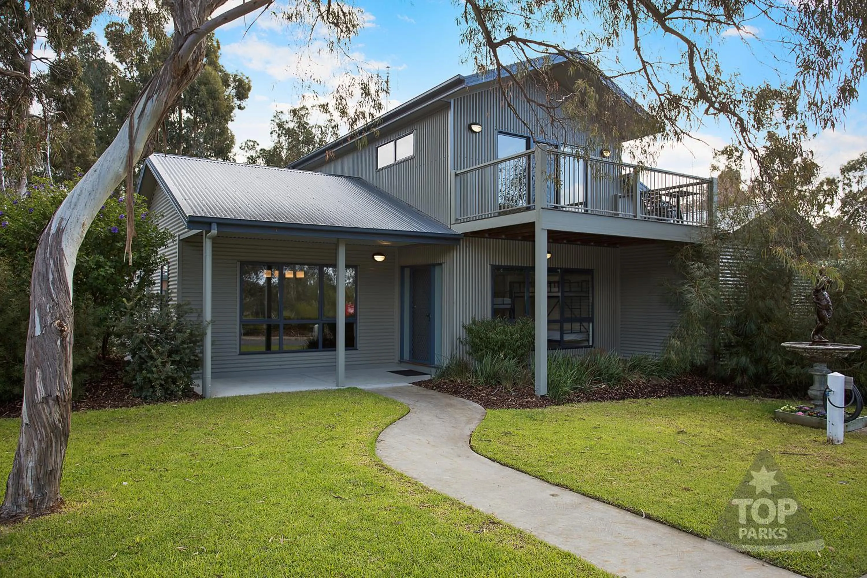 Balcony/Terrace in Lake Fyans Holiday Park