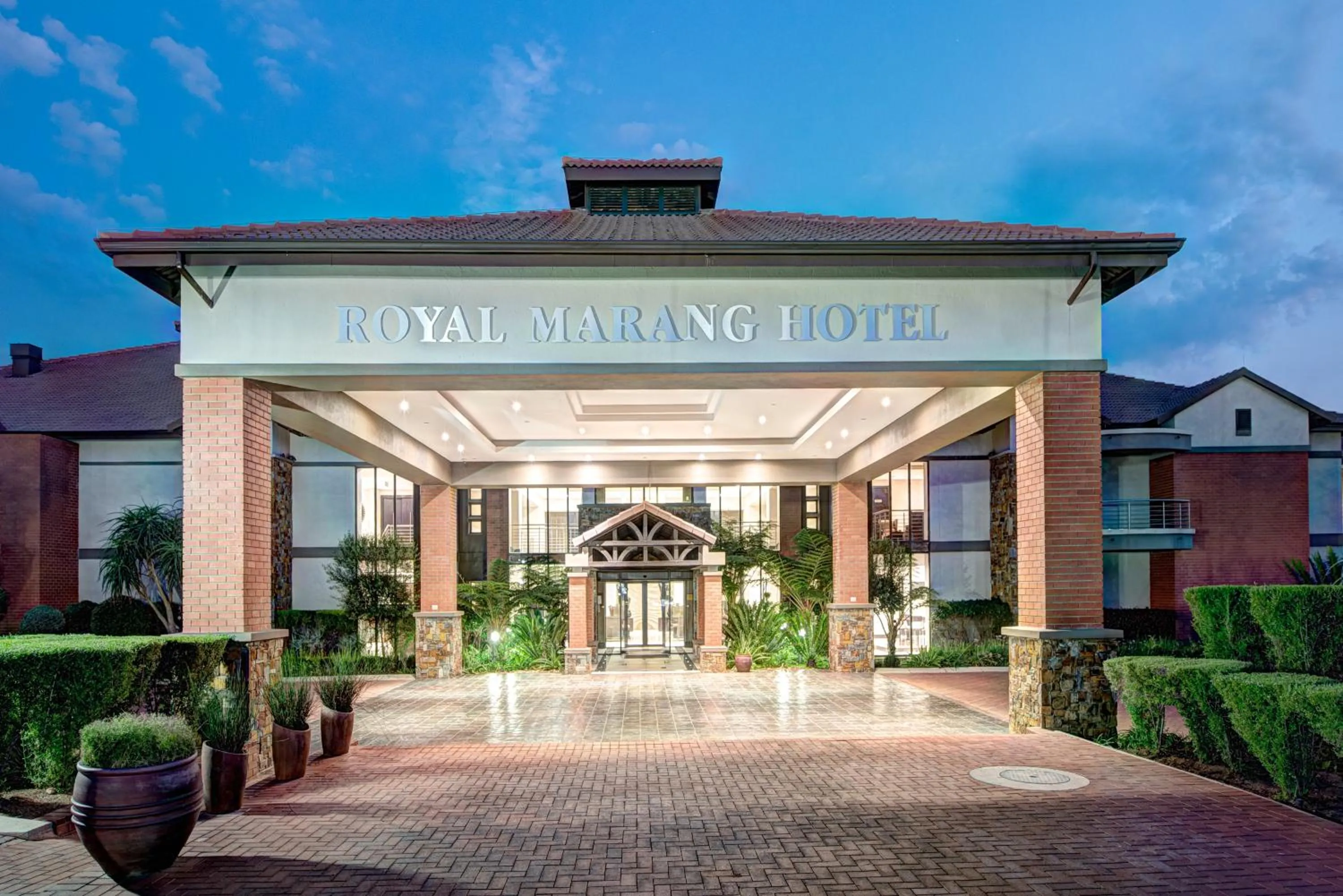 Facade/entrance in Royal Marang Hotel