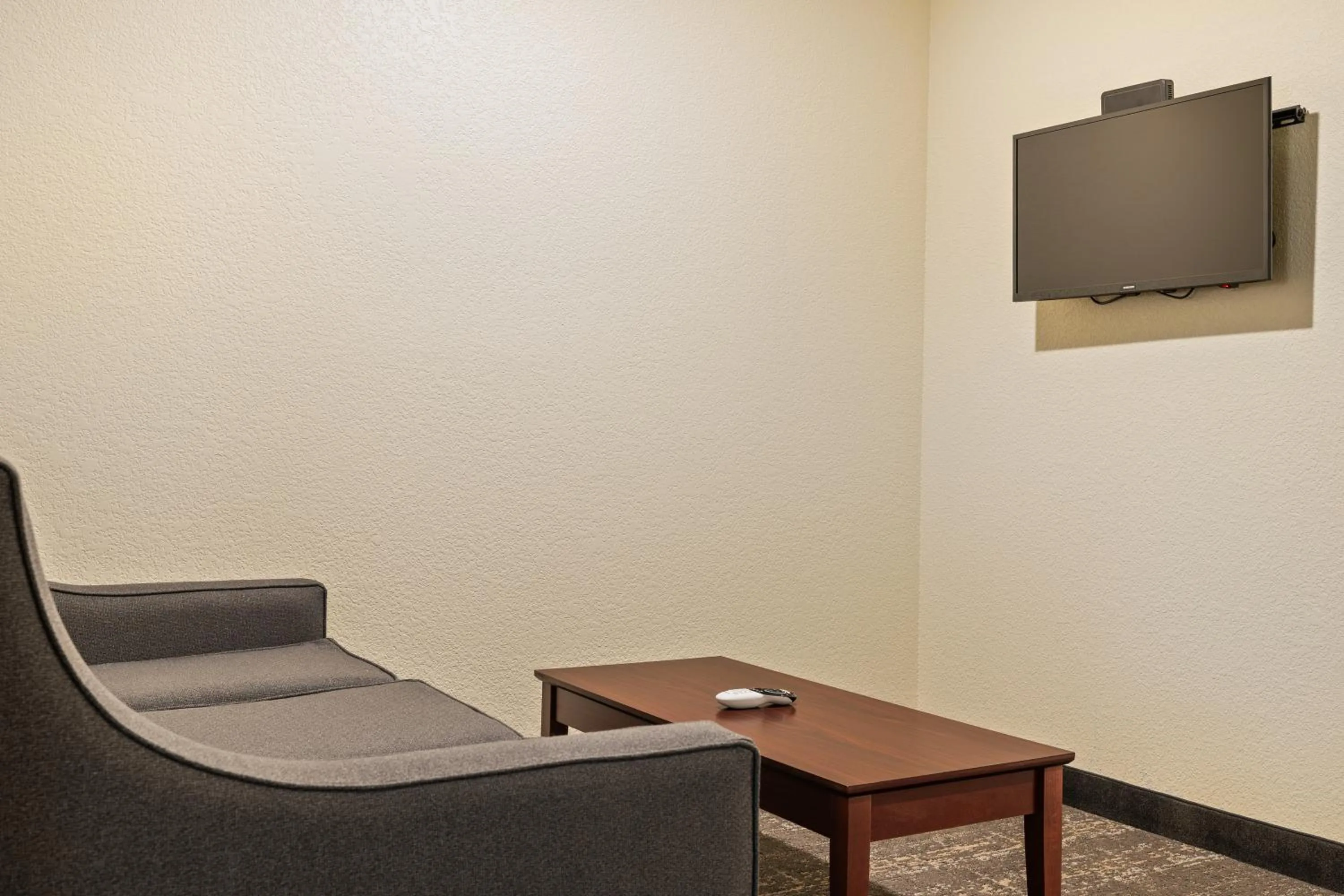 Bedroom in Cobblestone Hotel & Suites - Alpine