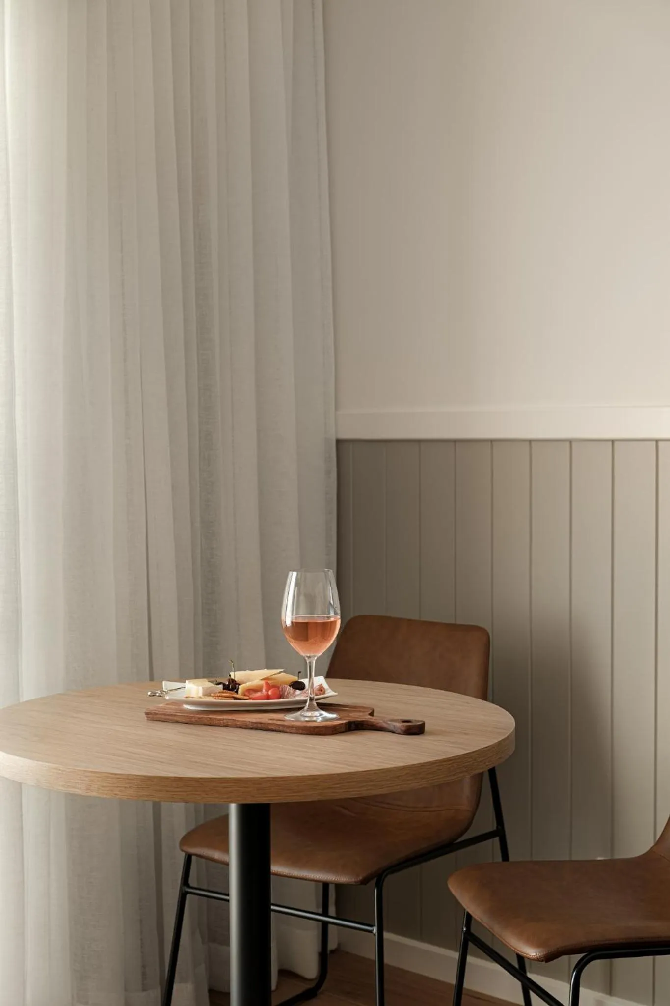 Dining area in Catalina Motel Lake Macquarie
