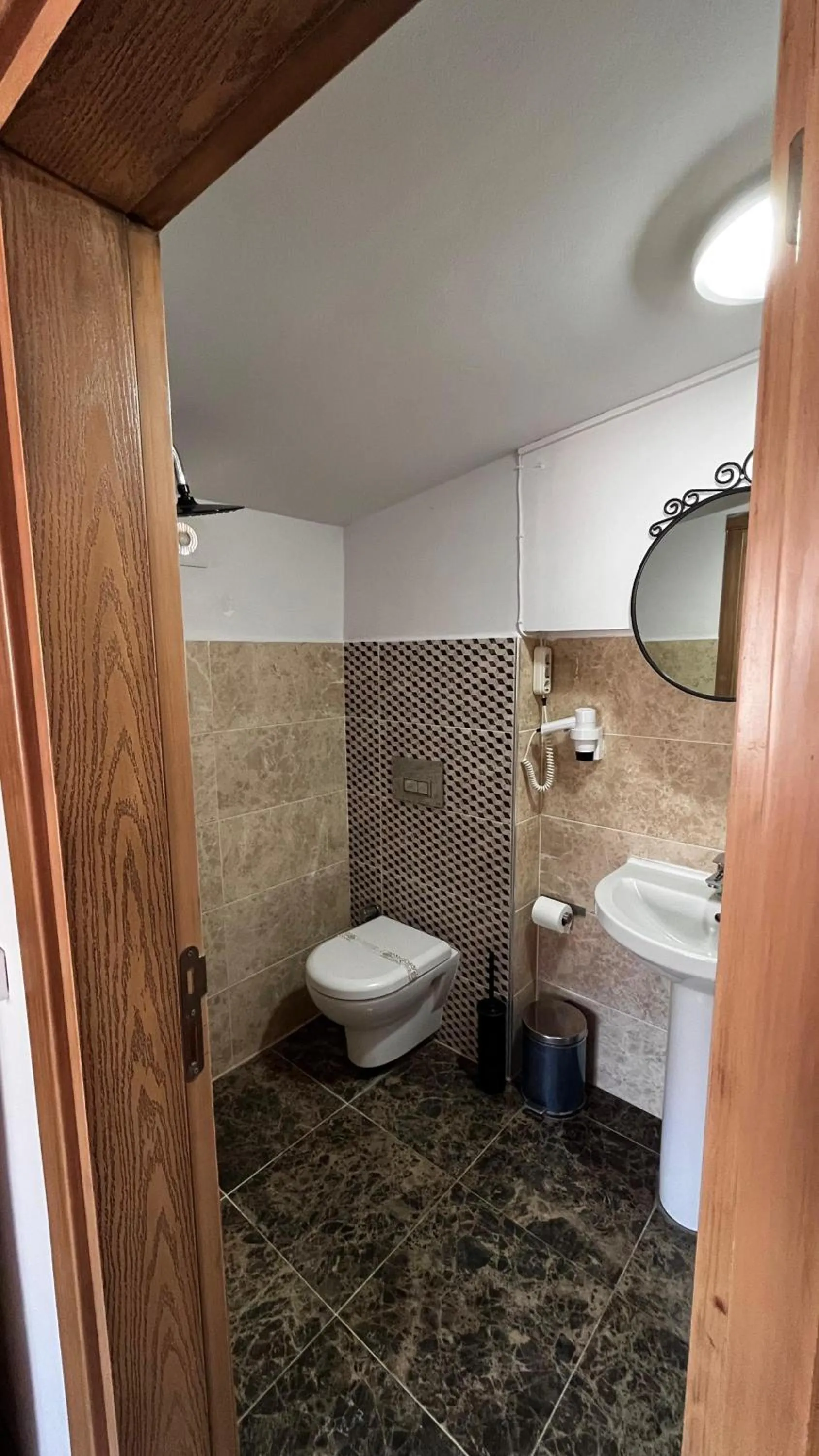 Bathroom in Foca Antik Otel