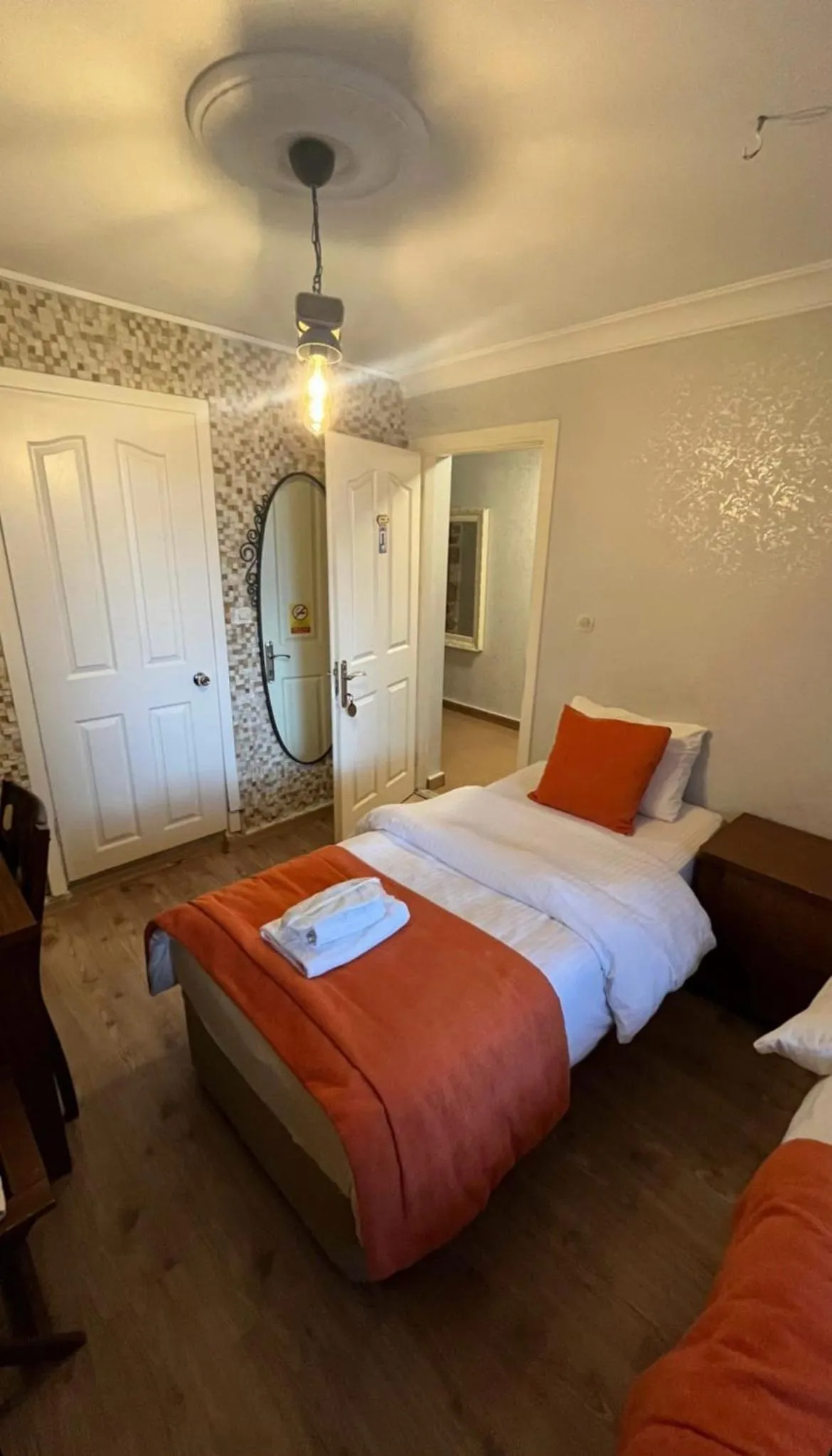 Bedroom, Bed in Foca Antik Otel