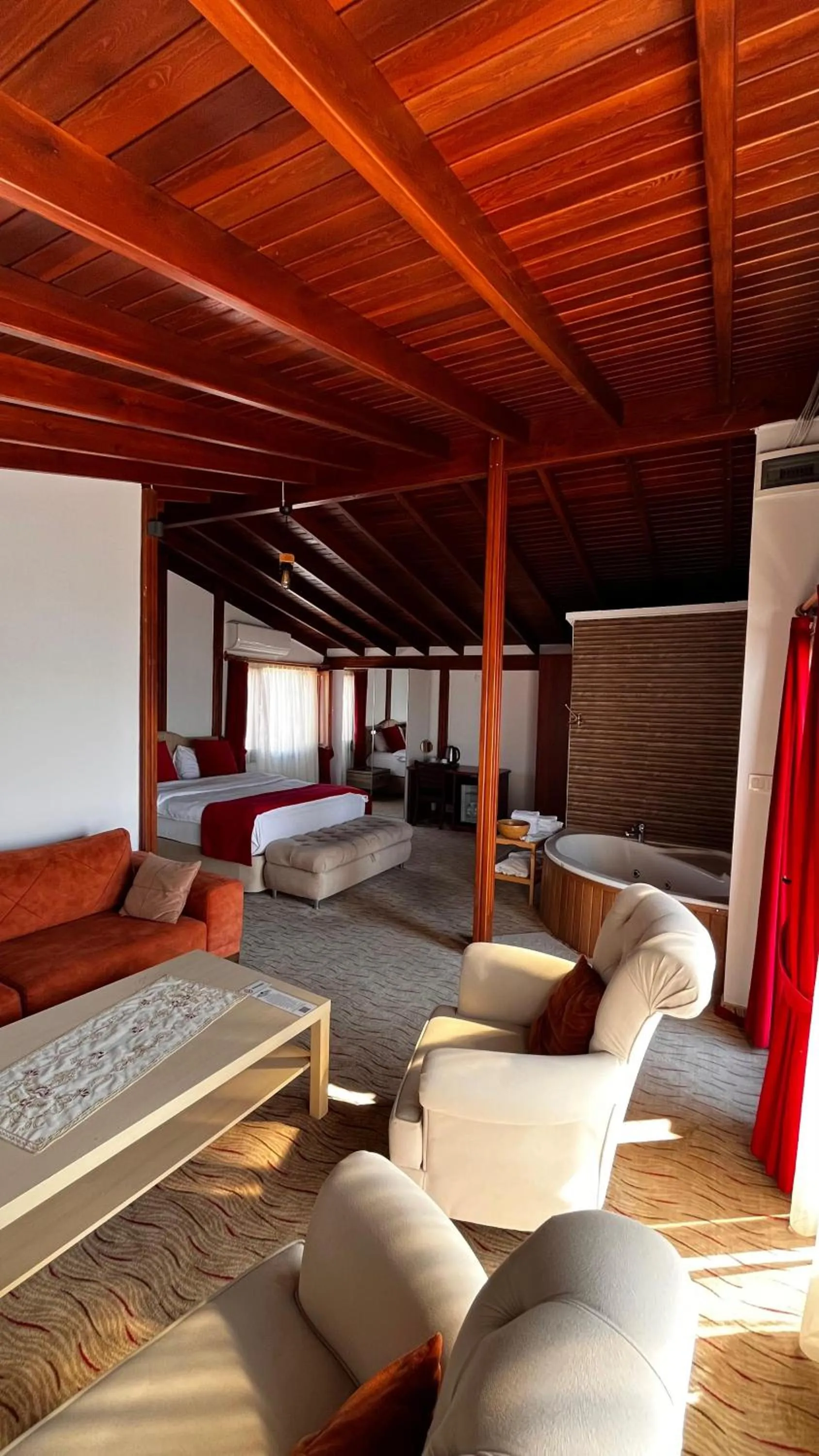 Photo of the whole room, Bed in Foca Antik Otel