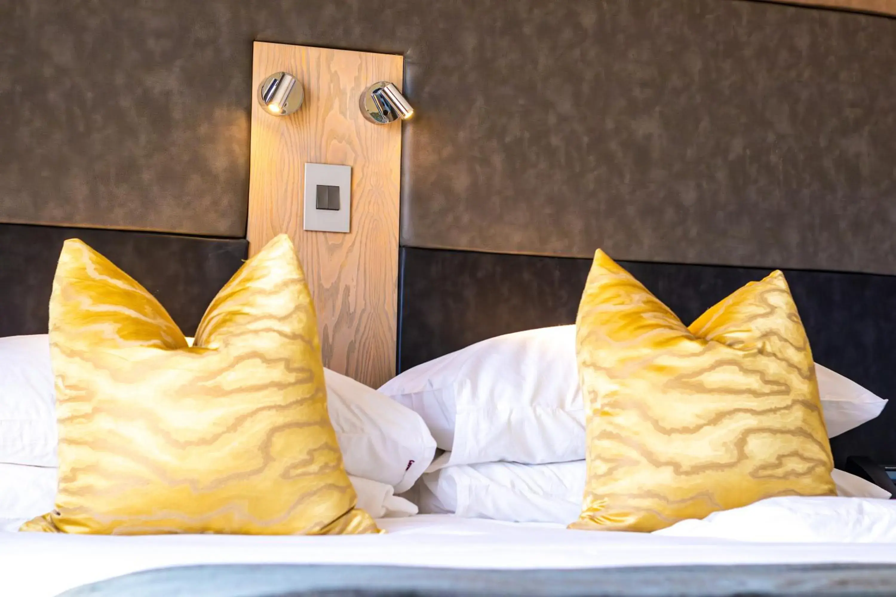 Deluxe Double Room in Happy Valley Hotel and Casino Deluxe Double Room in Happy Valley Hotel and Casino