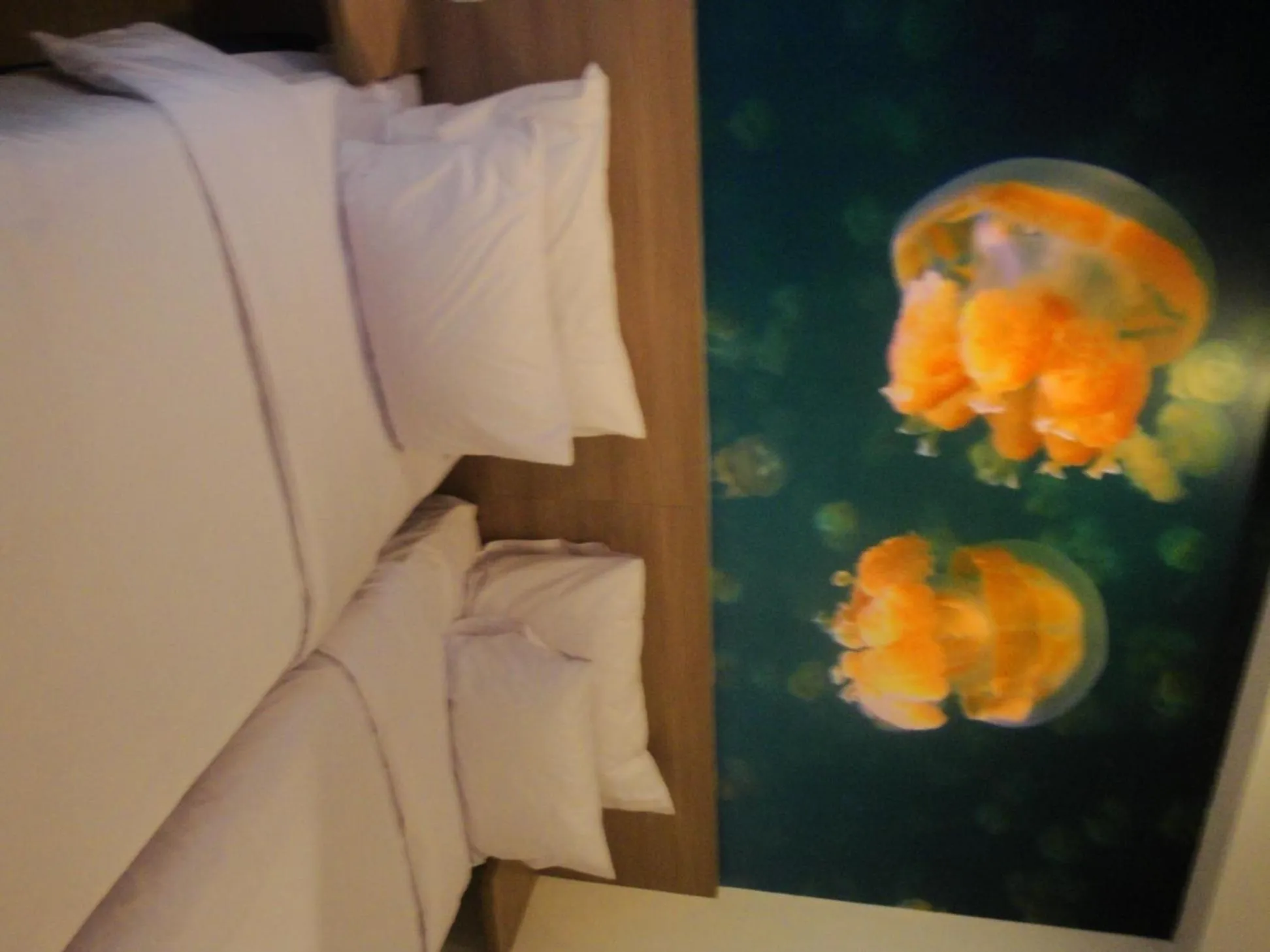 Bed in Top Hotel Manado by Gran Puri