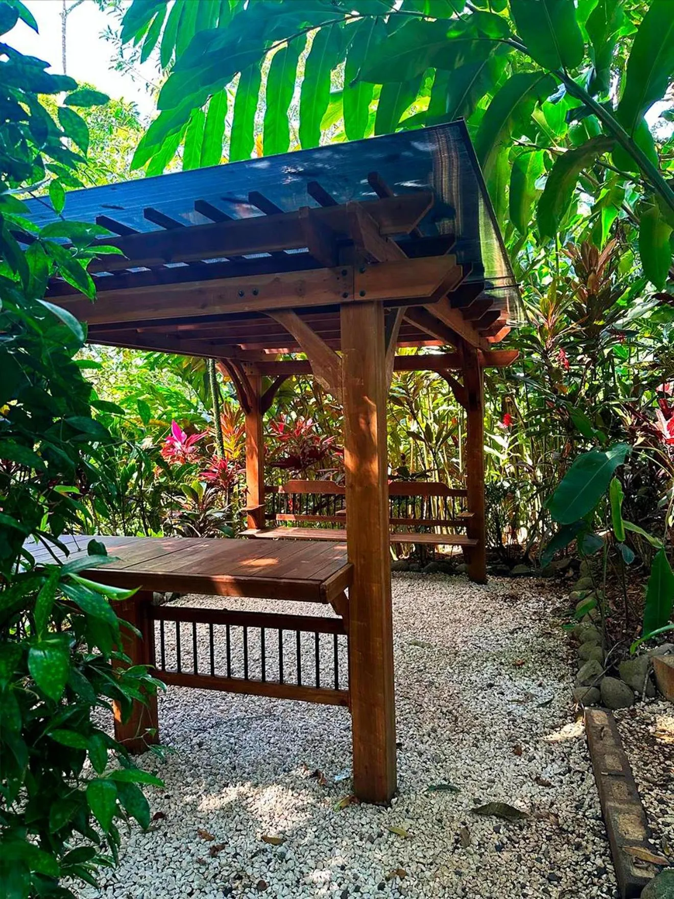 Seating area in Palo Alto Glamping Hotel