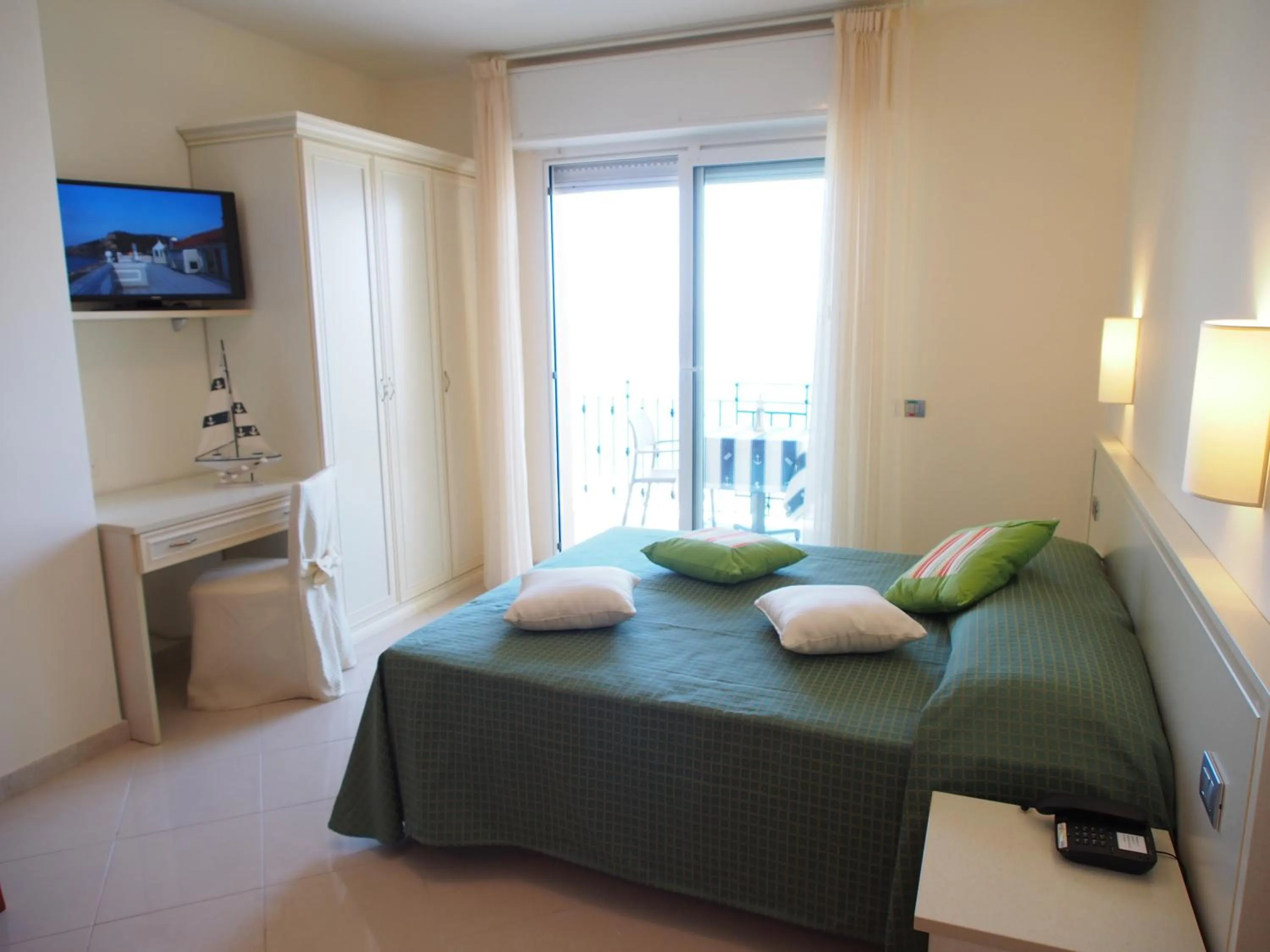 Night, Bed in Lido Resort