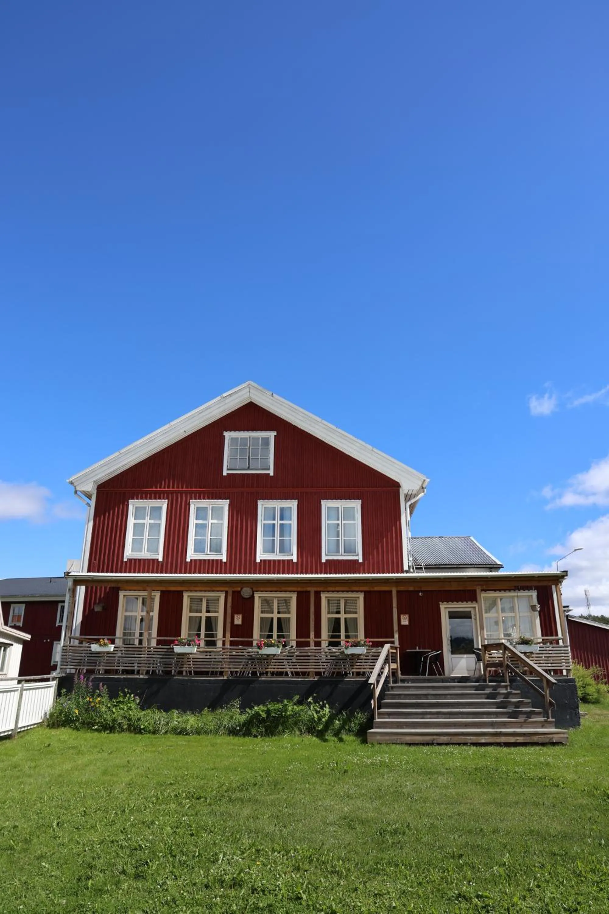 Property building in Ullångers Hotell & Restaurang