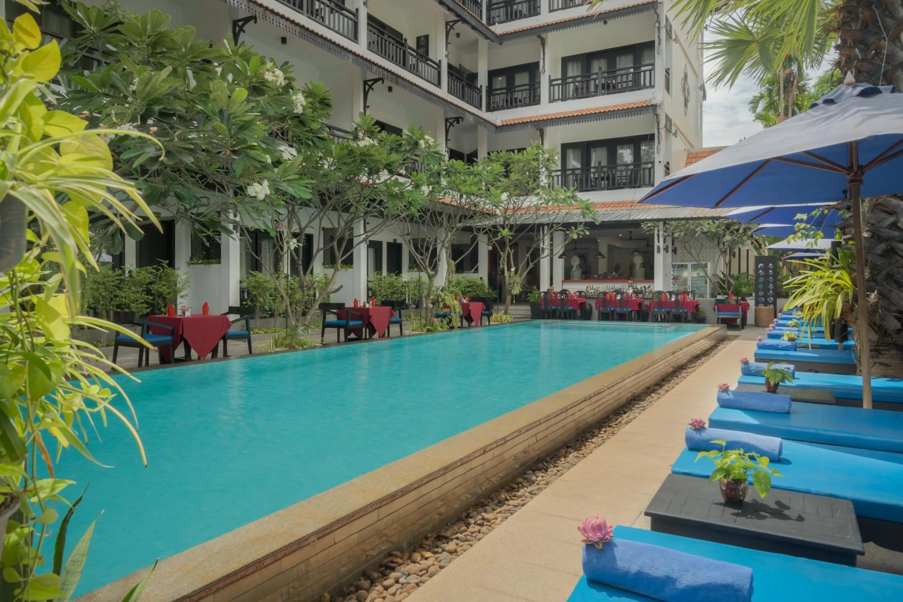 Swimming pool in Khmer Mansion Boutique Hotel