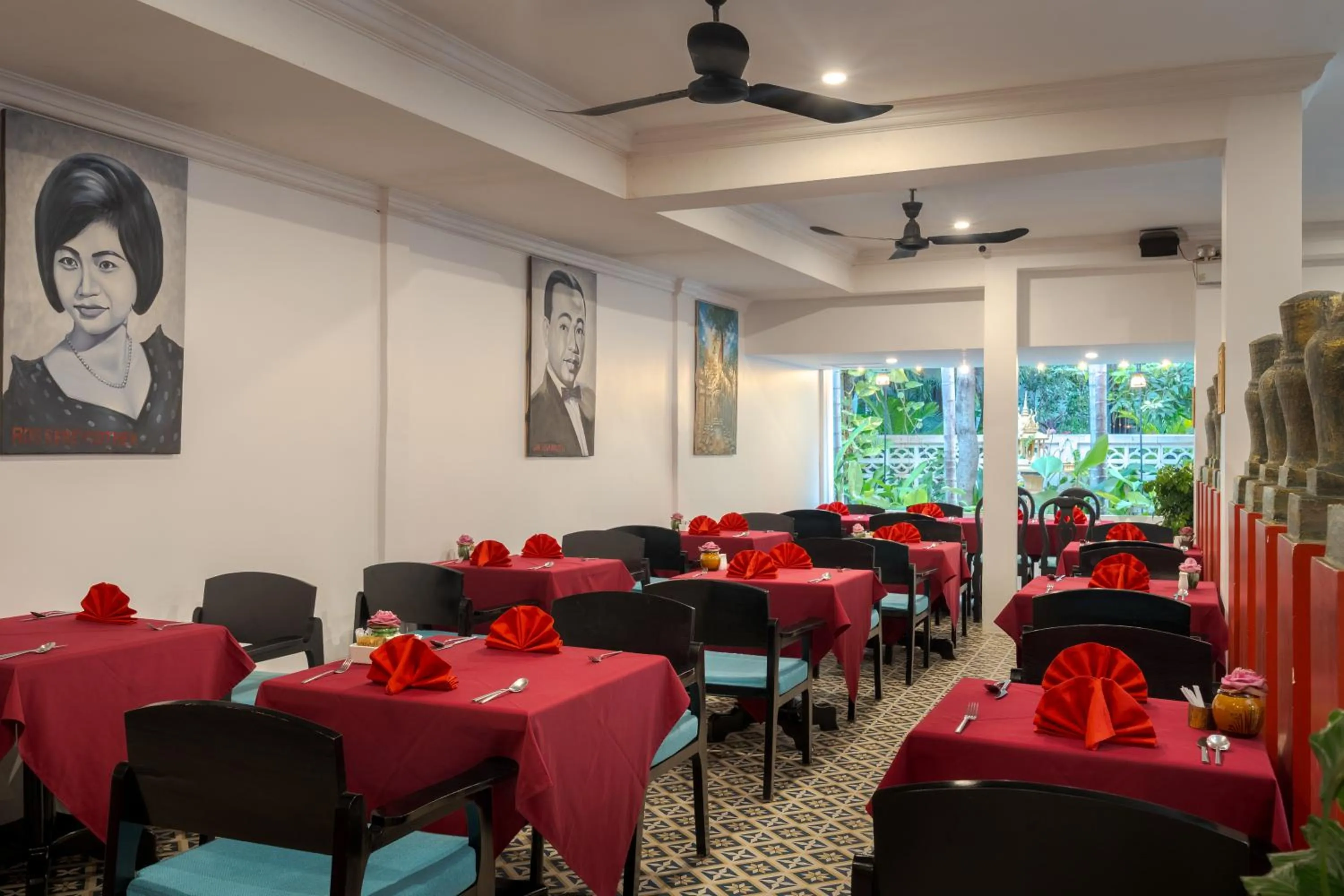 Restaurant/places to eat in Khmer Mansion Boutique Hotel