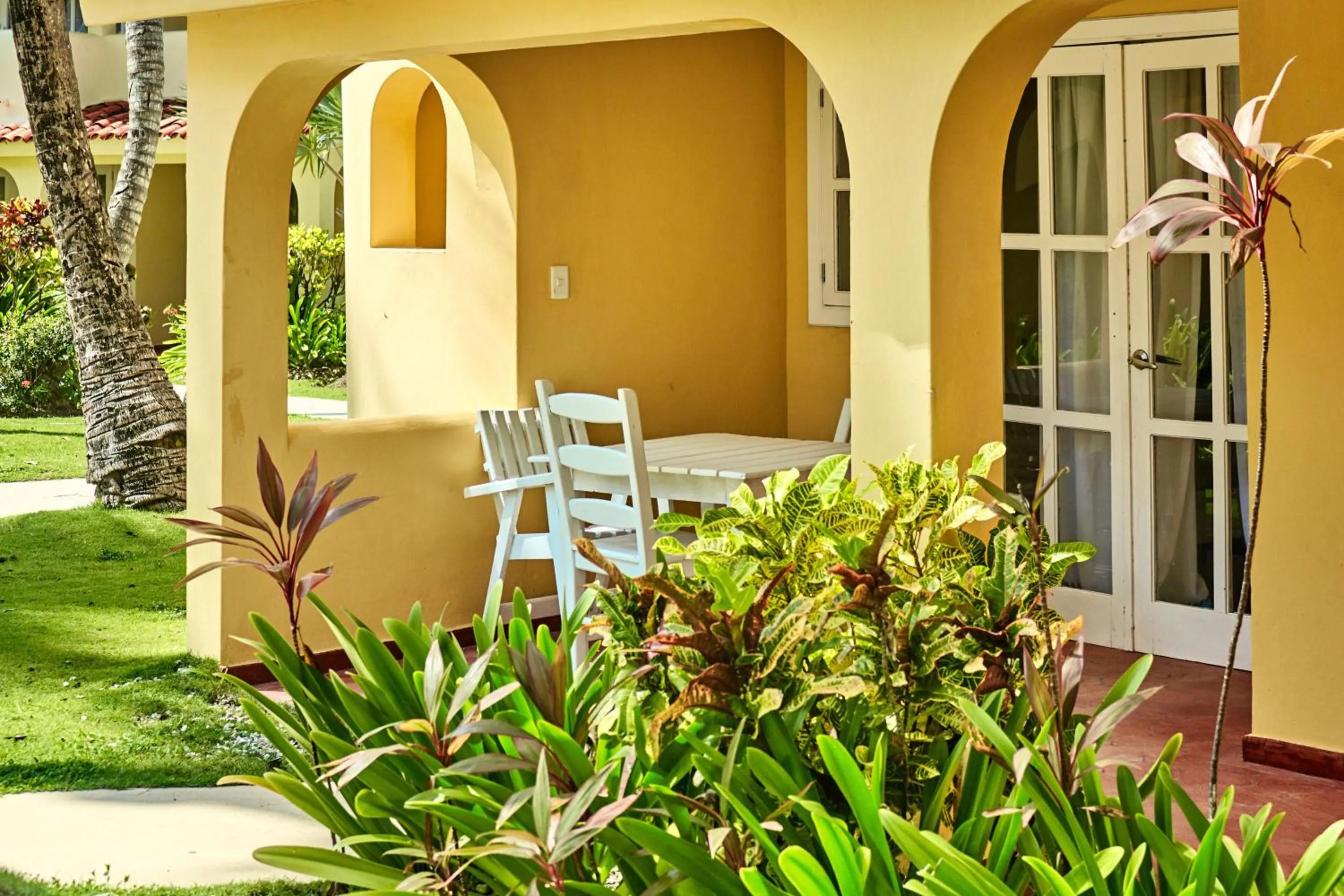Property building in Los Corales Beach Village Punta Cana - The original