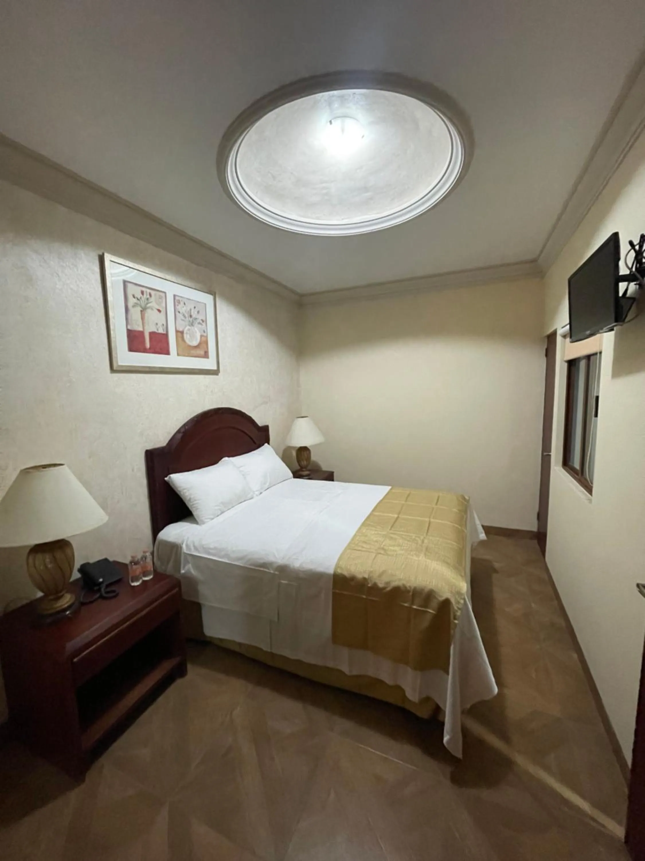 Bedroom, Bed in Hotel Plaza Express