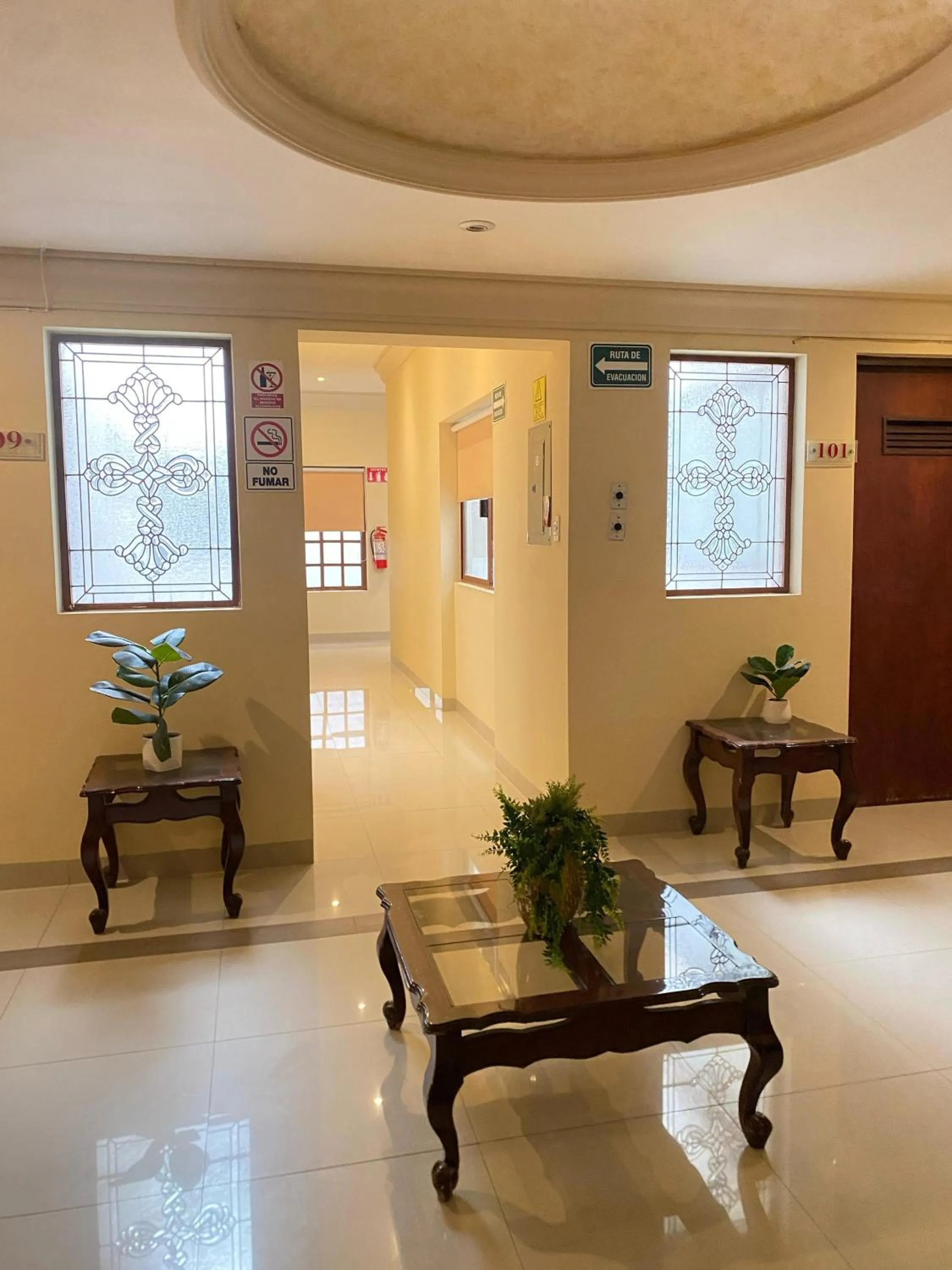 Living room in Hotel Plaza Express