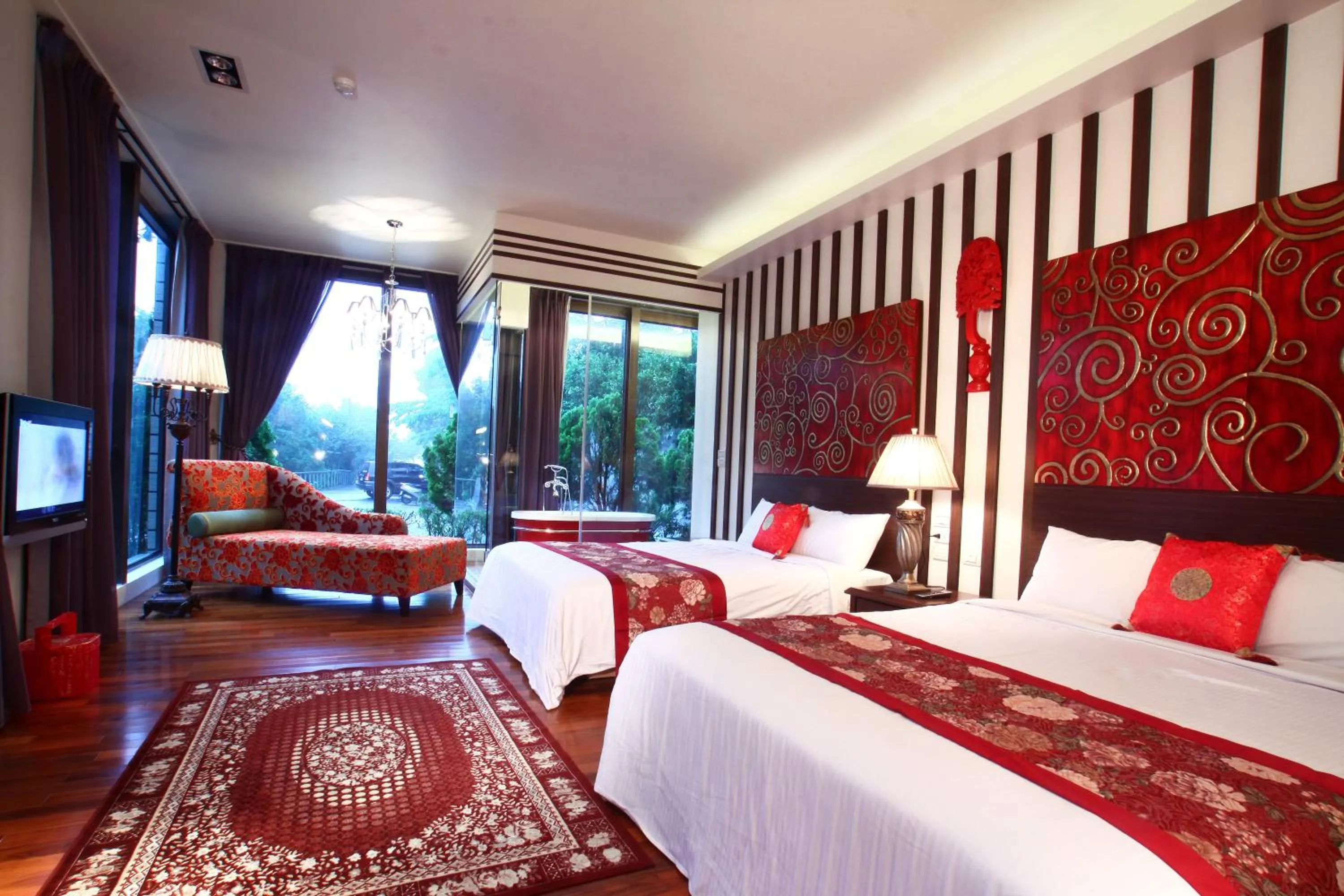 Photo of the whole room, Bed in Hao Wang Jiao House