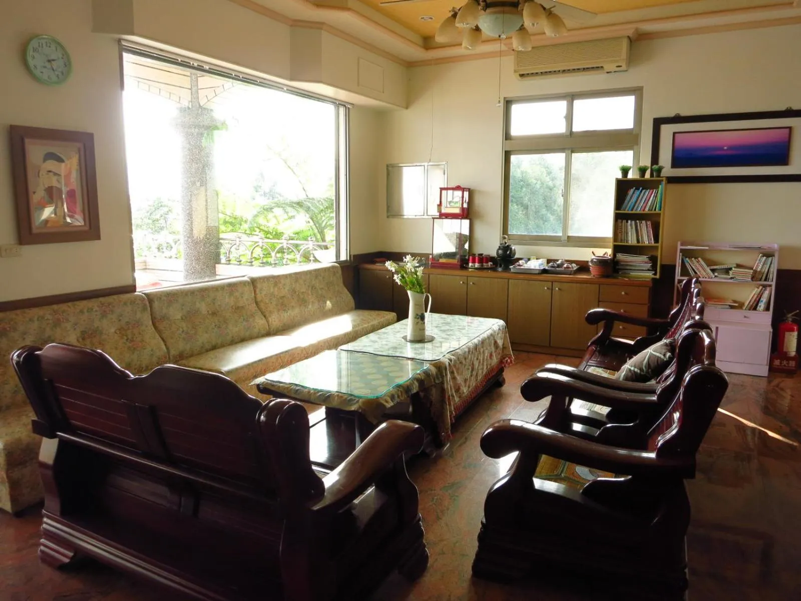 Library in Hao Wang Jiao House