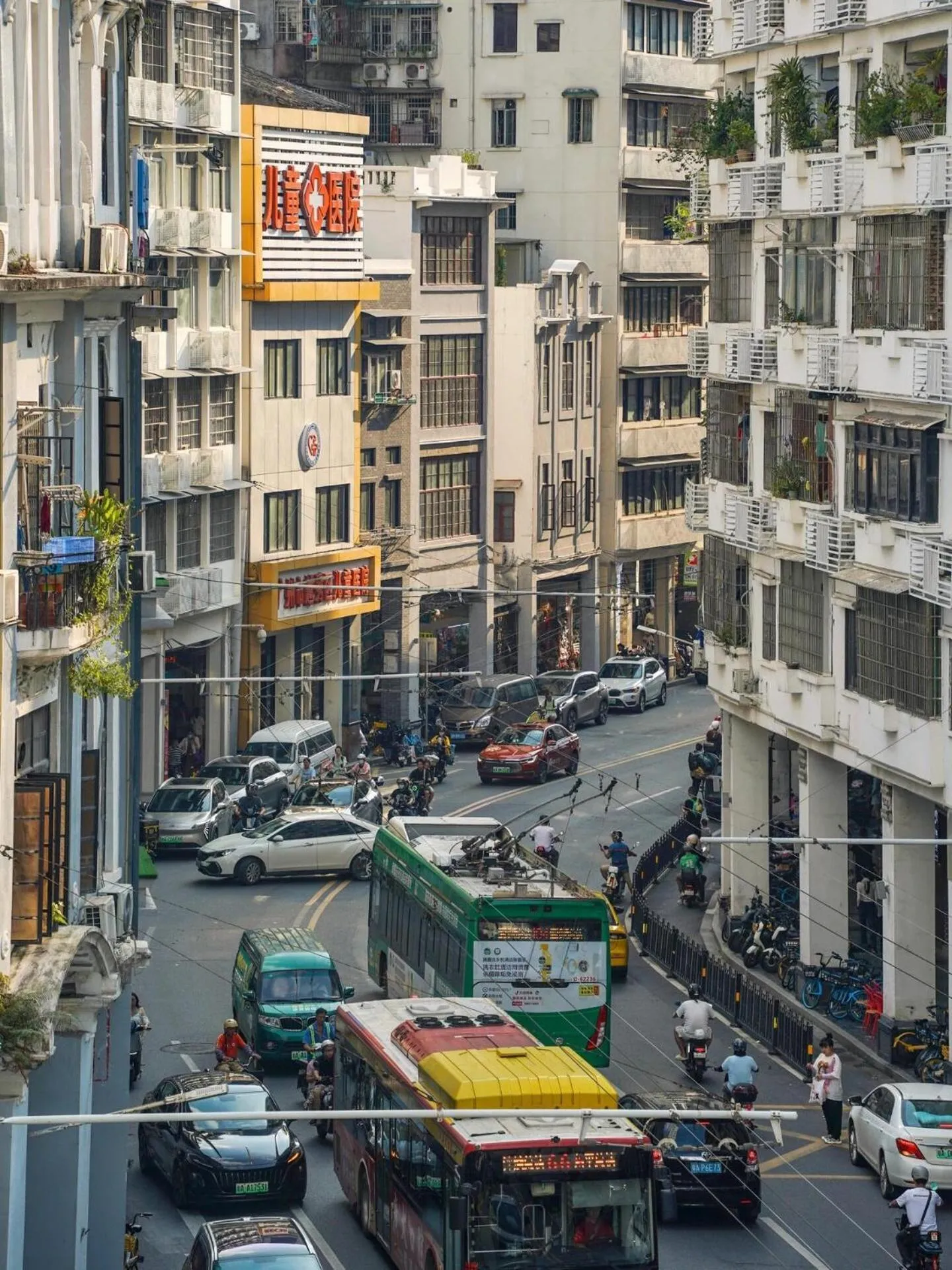 Property building in Yimimi Apartment - Guangzhou 13th Line Yide Road Metro Station