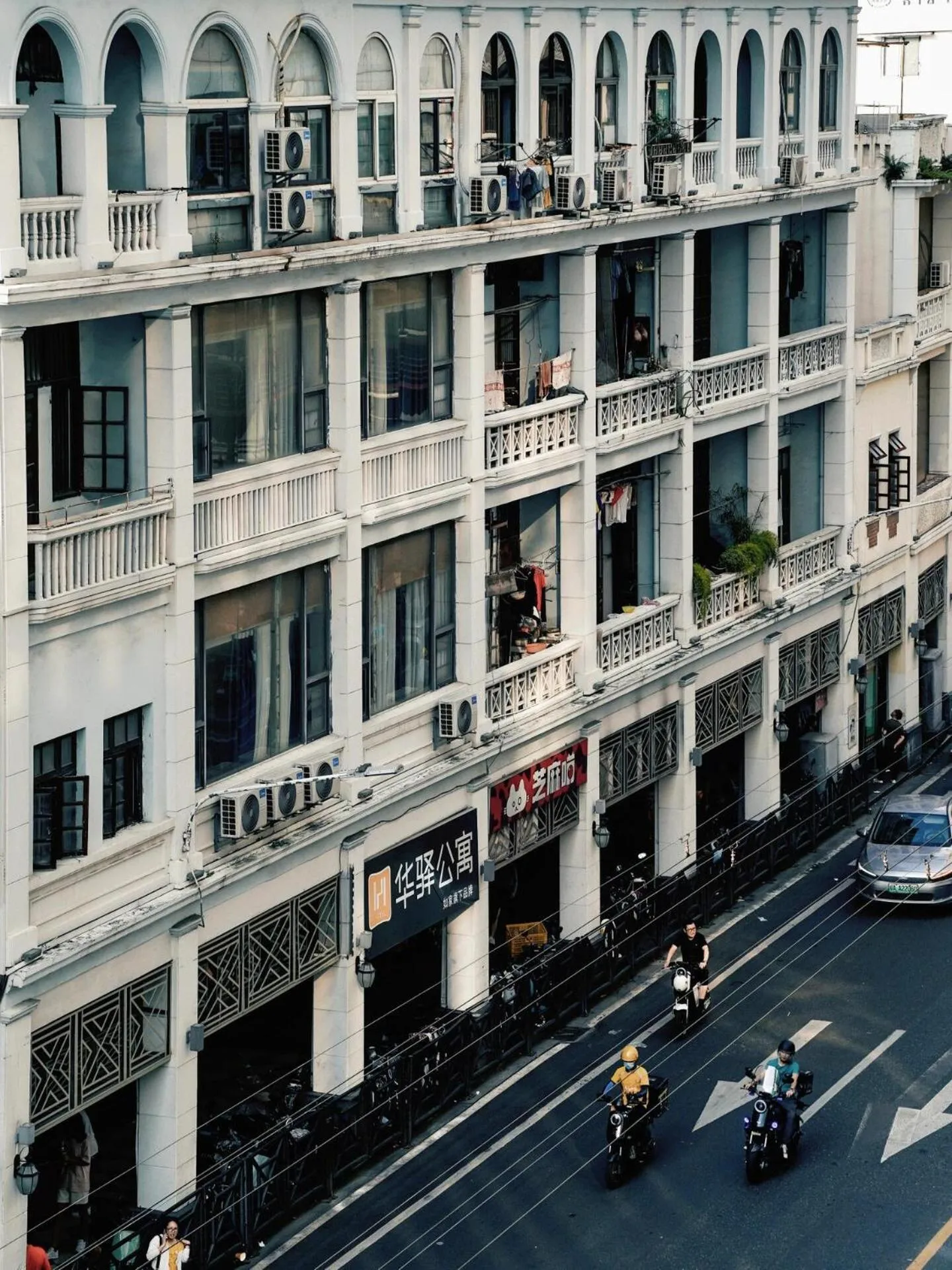 Property building in Yimimi Apartment - Guangzhou 13th Line Yide Road Metro Station