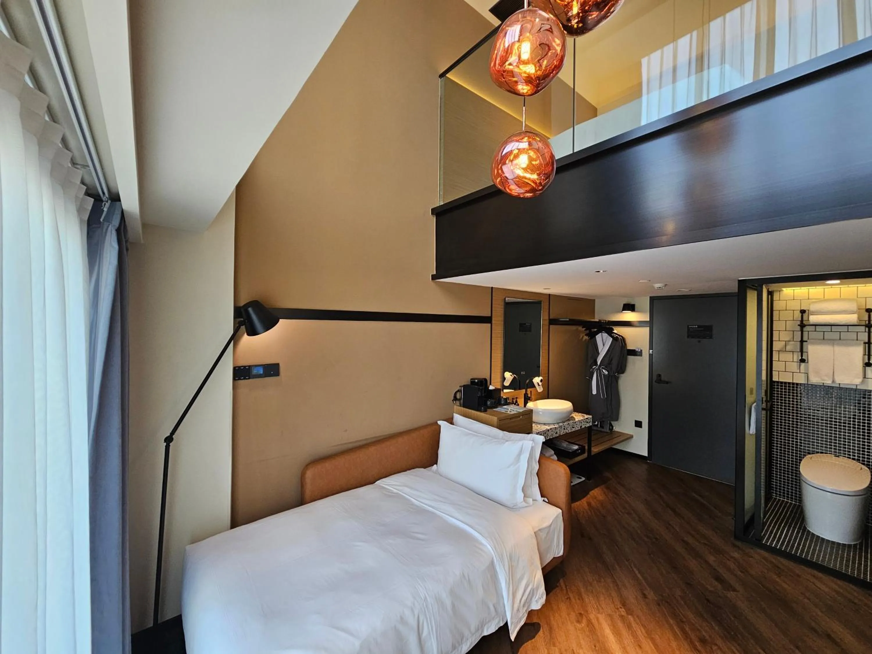 Bed in Mia Hotel - Shanghai Xuhui Jiaotong University