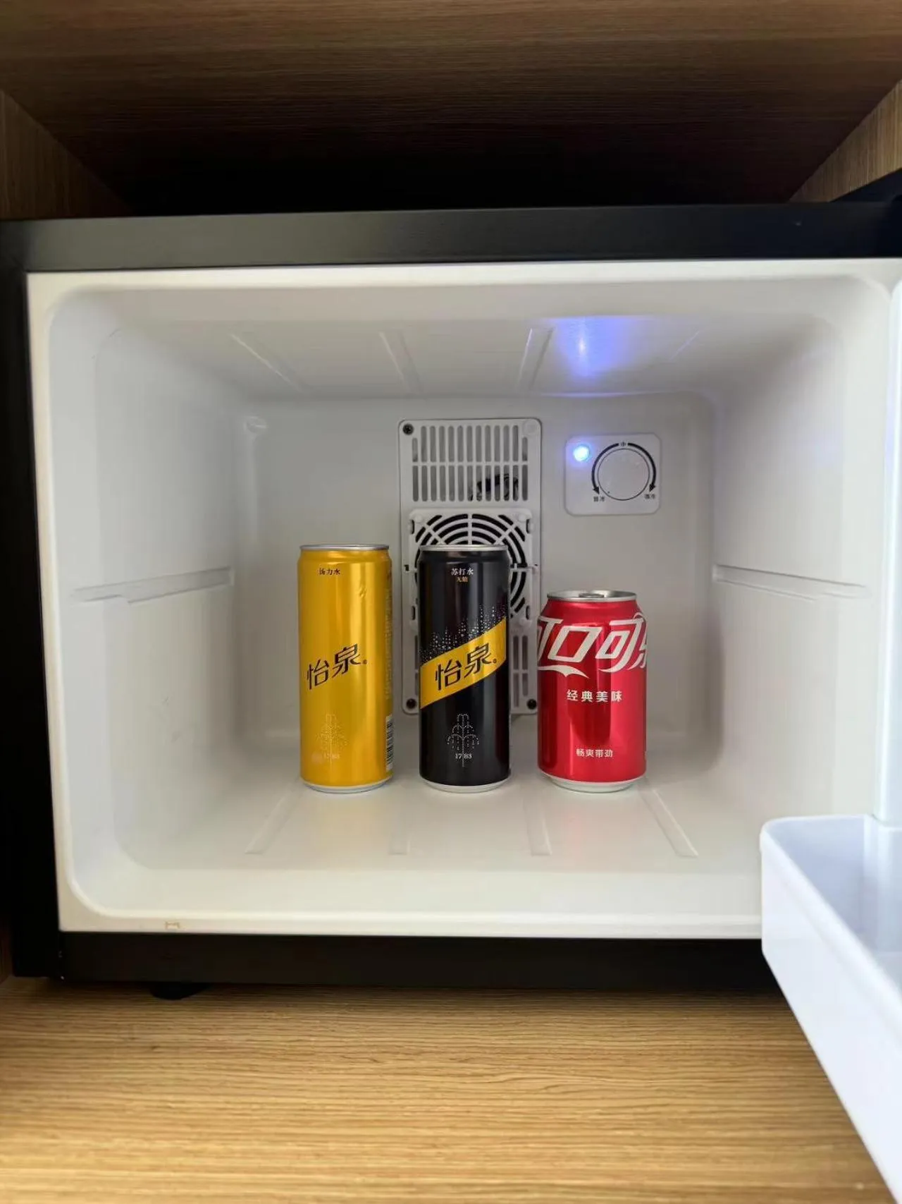 Mia Hotel - Shanghai Xuhui Jiaotong University