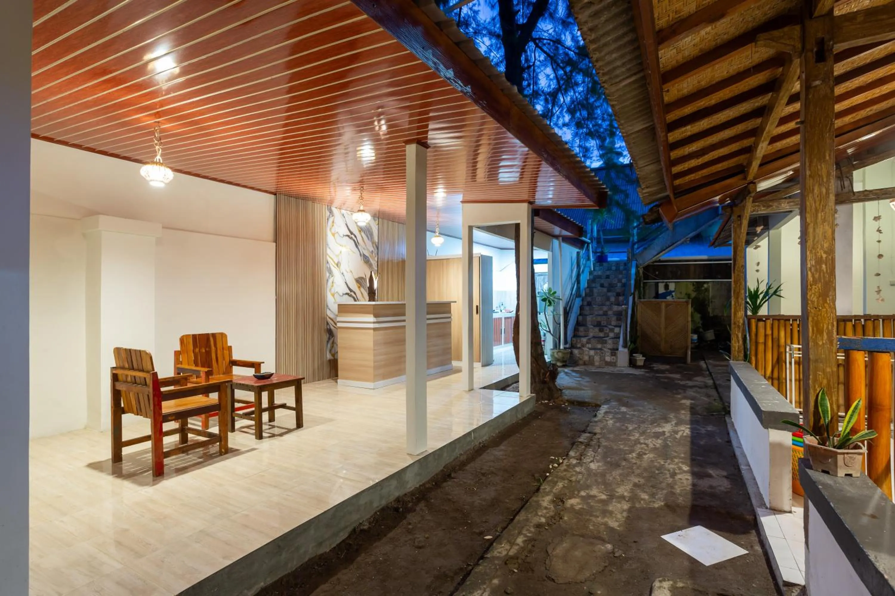 Lobby or reception in Creative Trawangan Stay