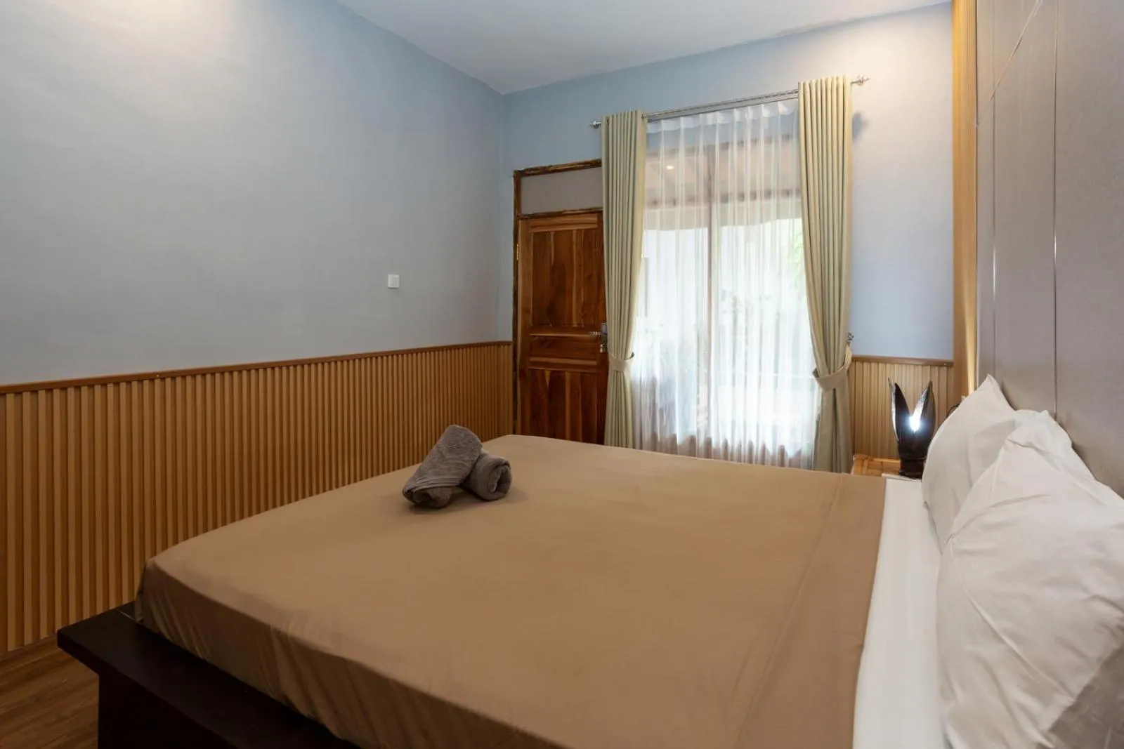 Bed in Creative Trawangan Stay