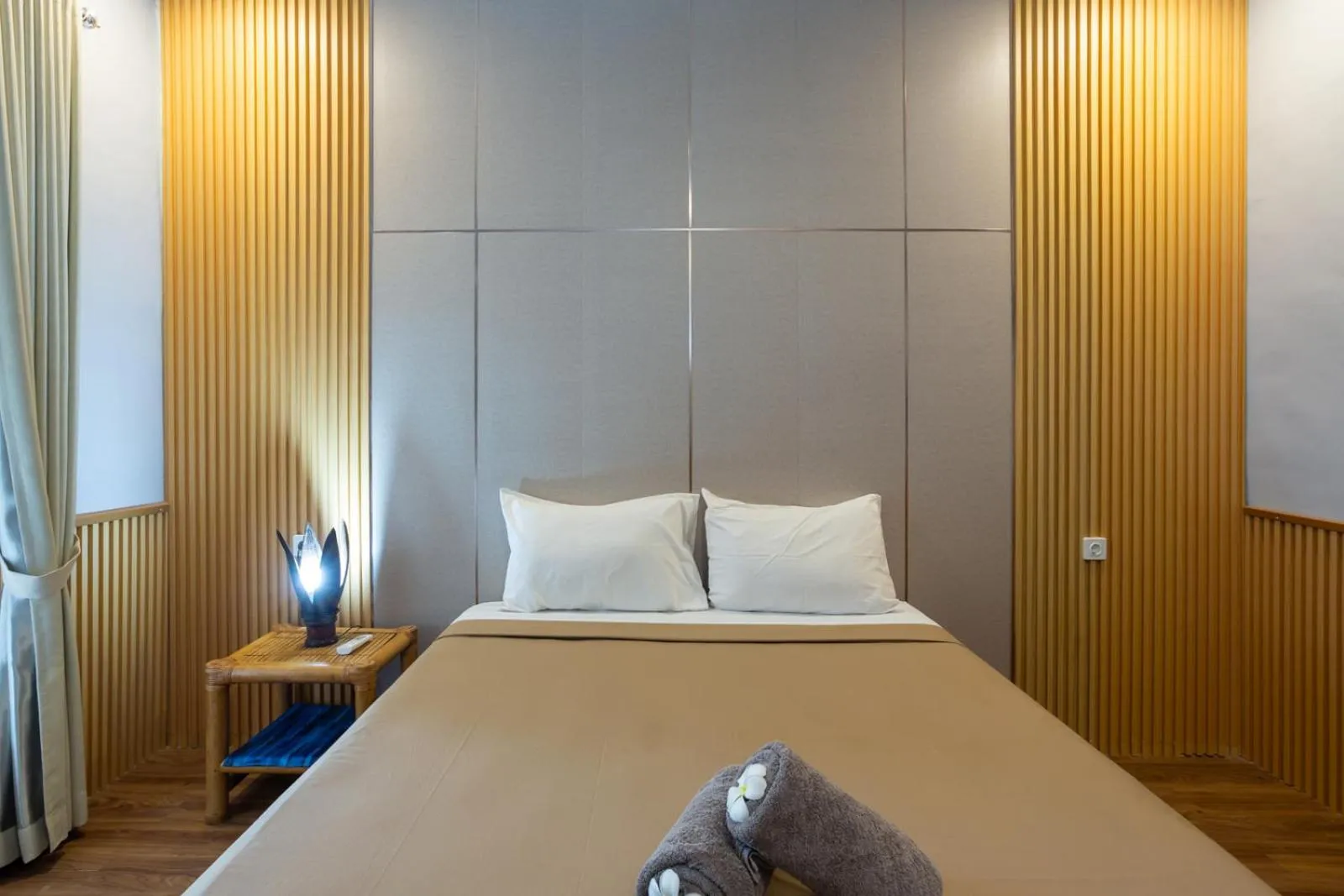 Bed in Creative Trawangan Stay