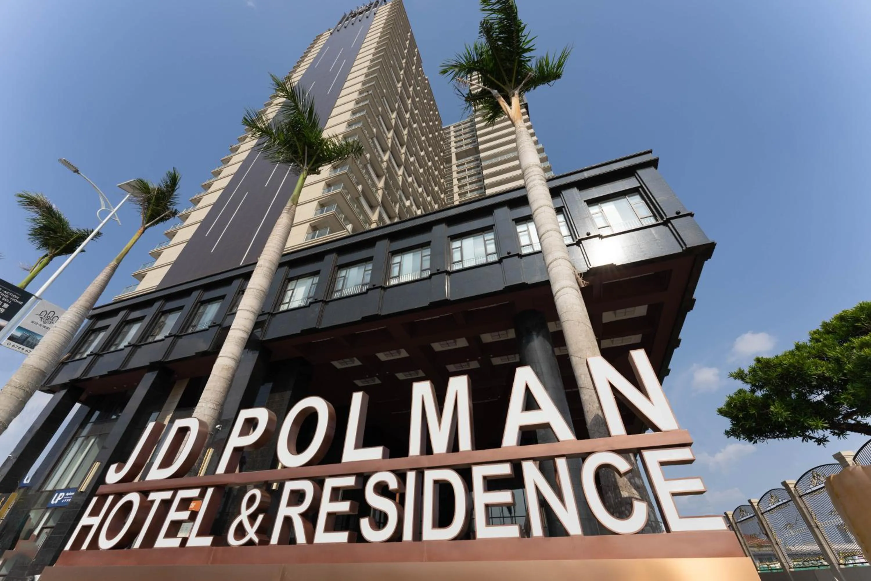 Property building in JD POLMAN Hotel