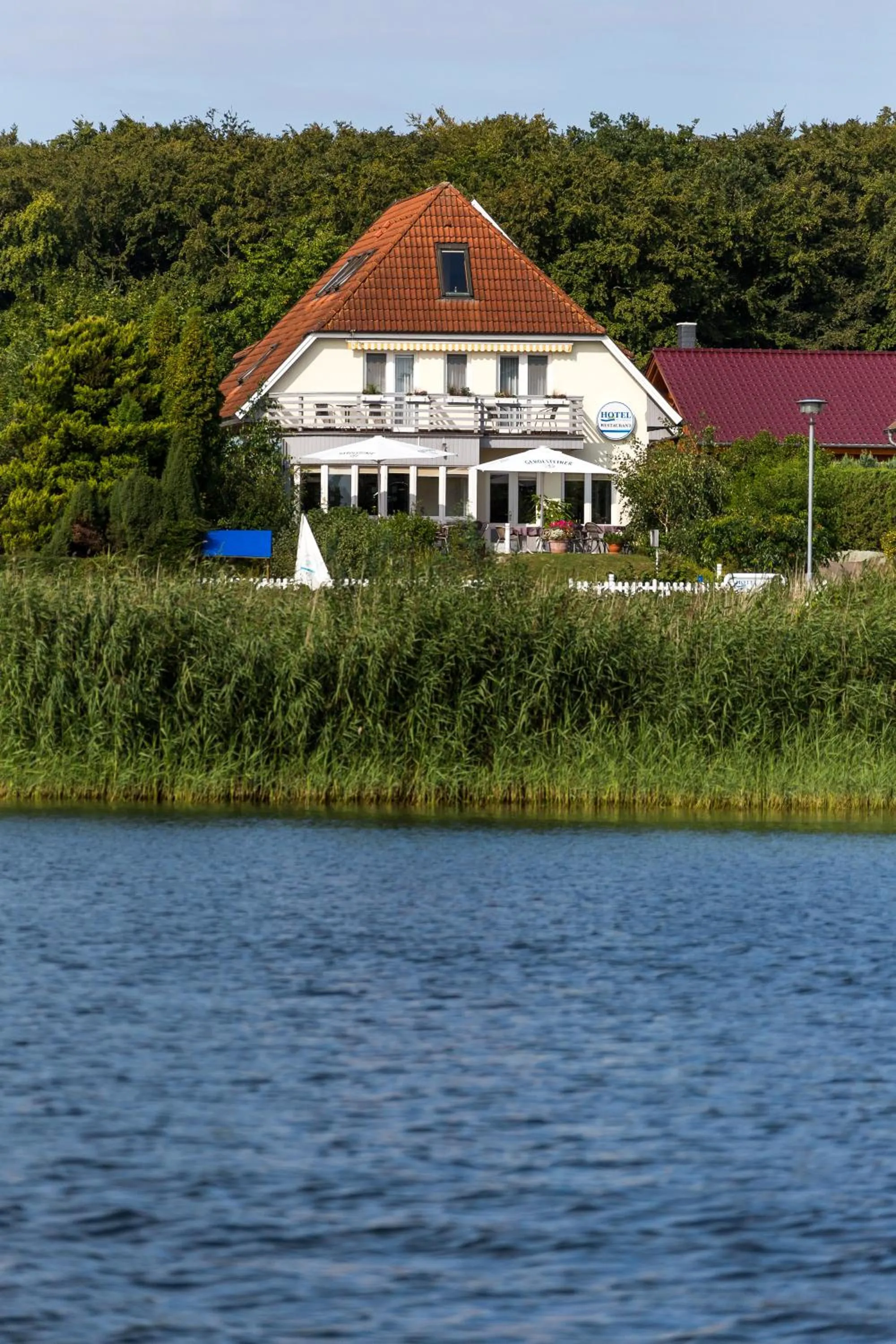 Facade/entrance in Hotel Am Fleesensee