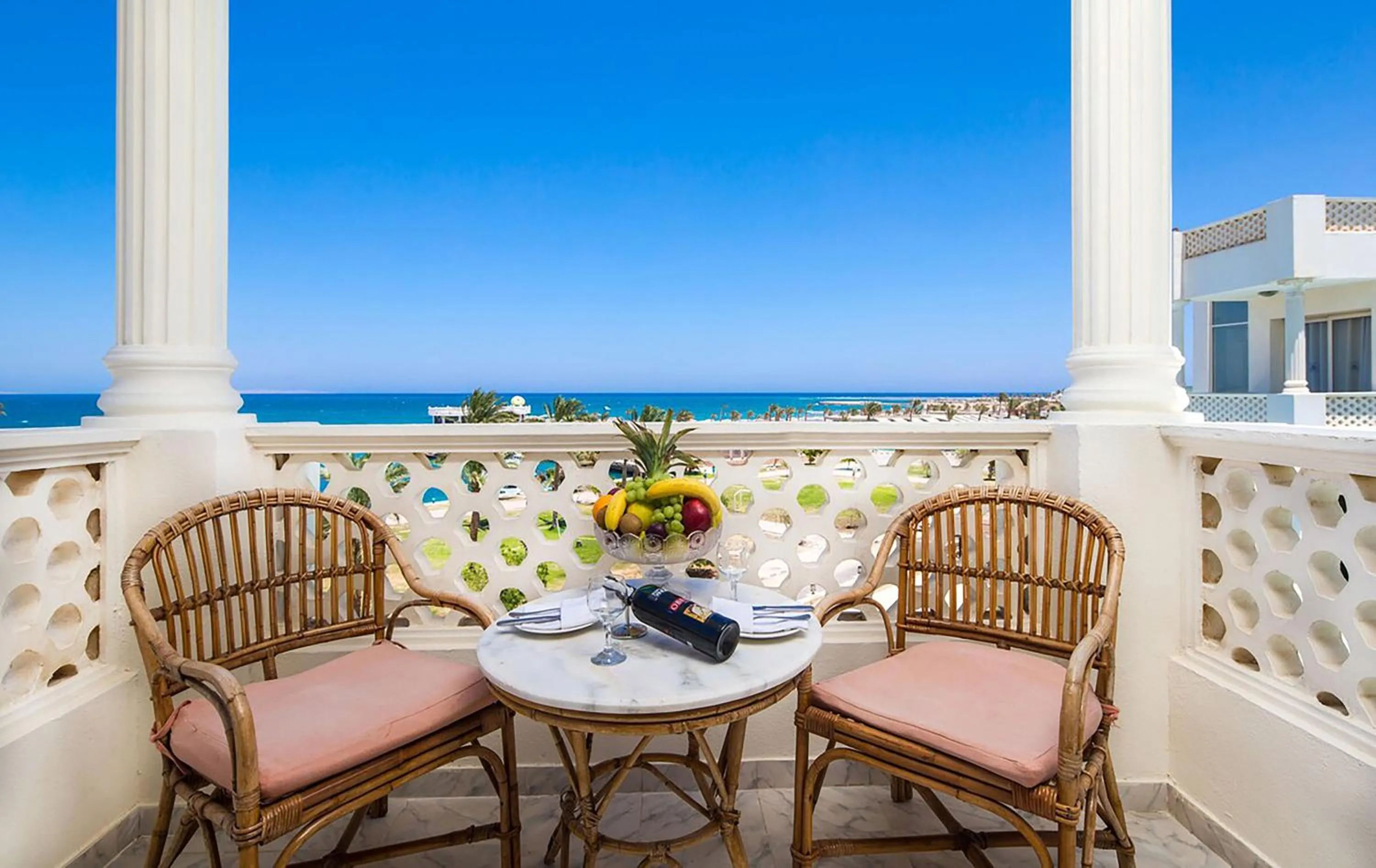 Guests in White Valley Palace