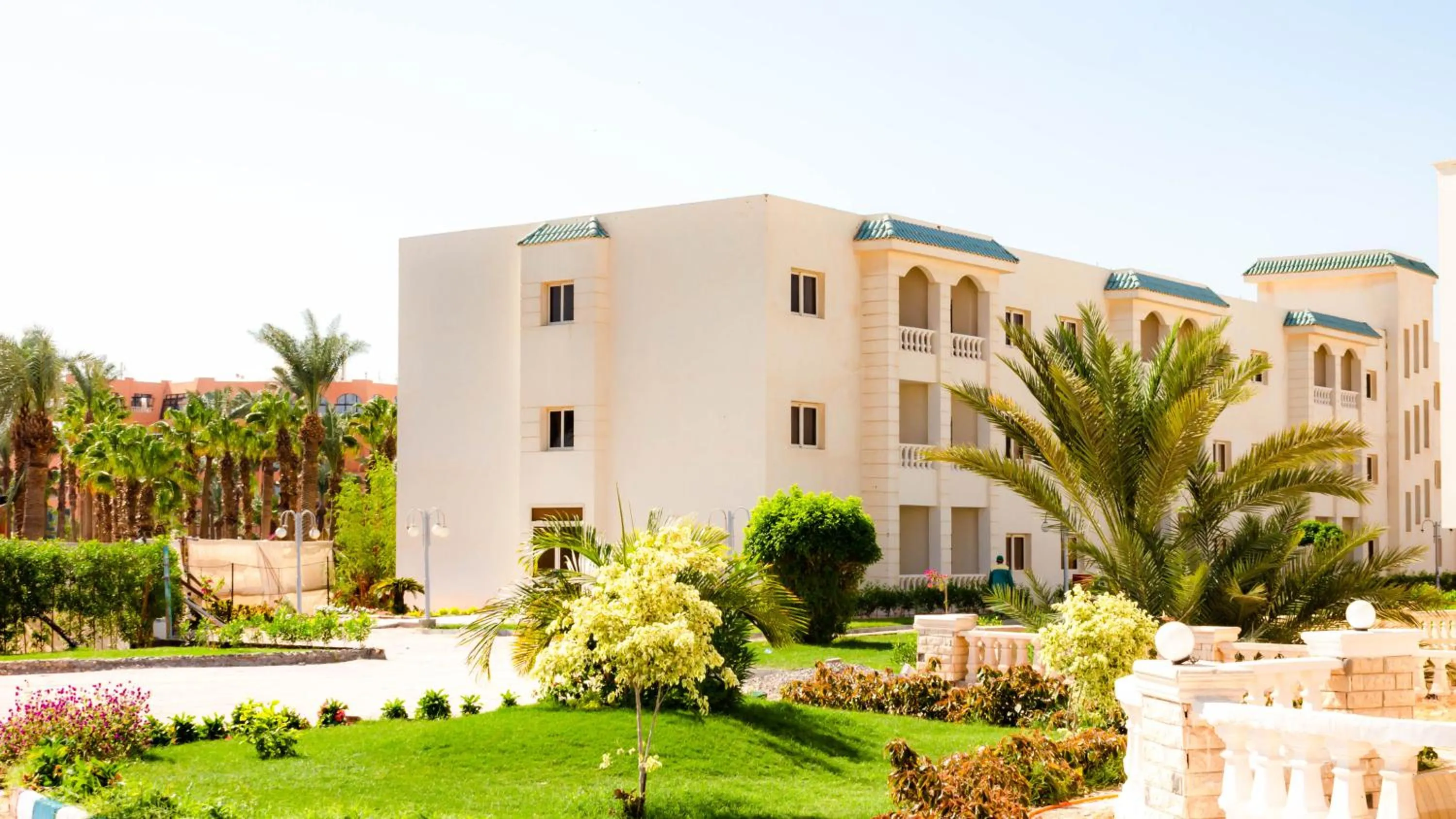 Natural landscape in White Valley Palace