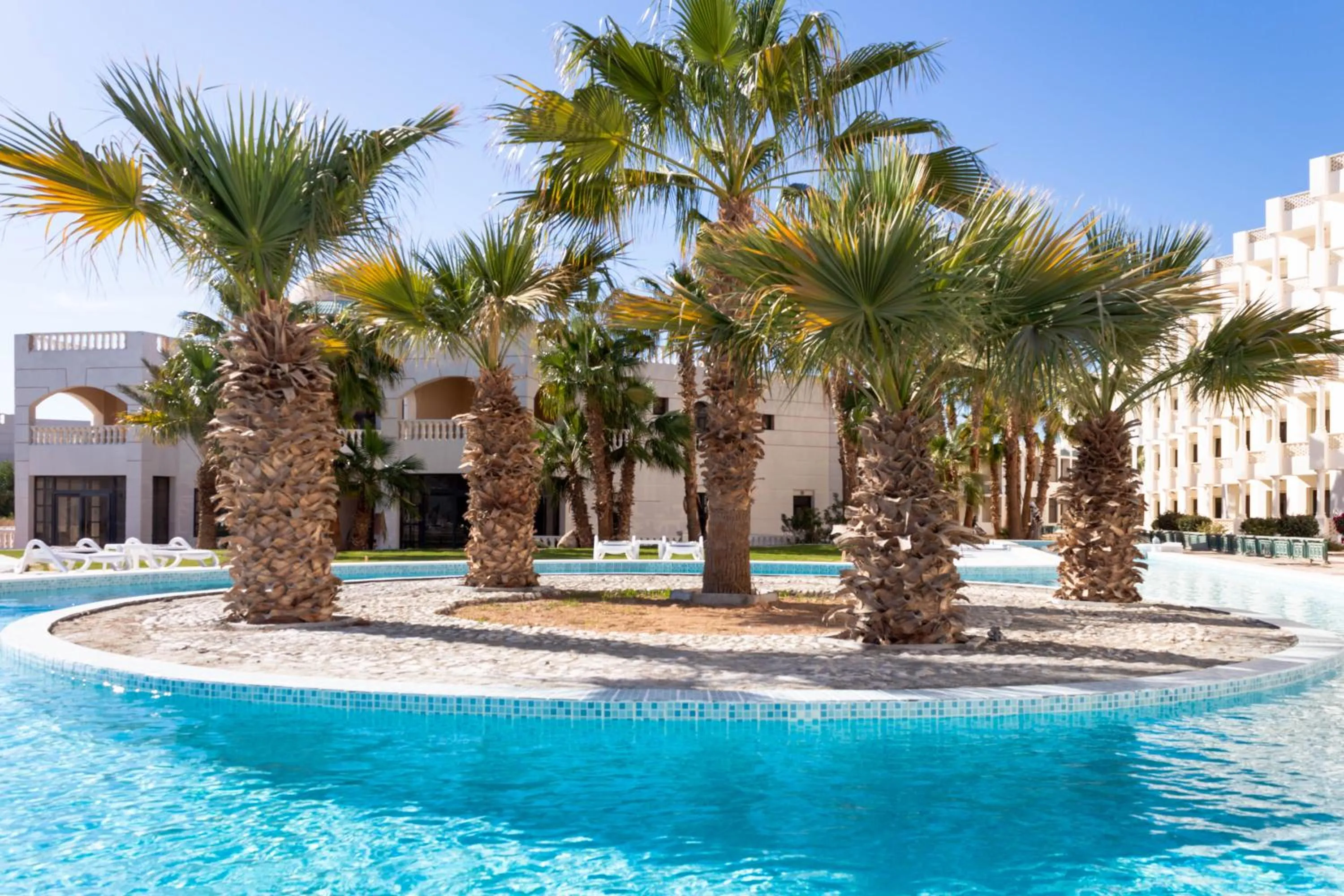 Pool view in White Valley Palace