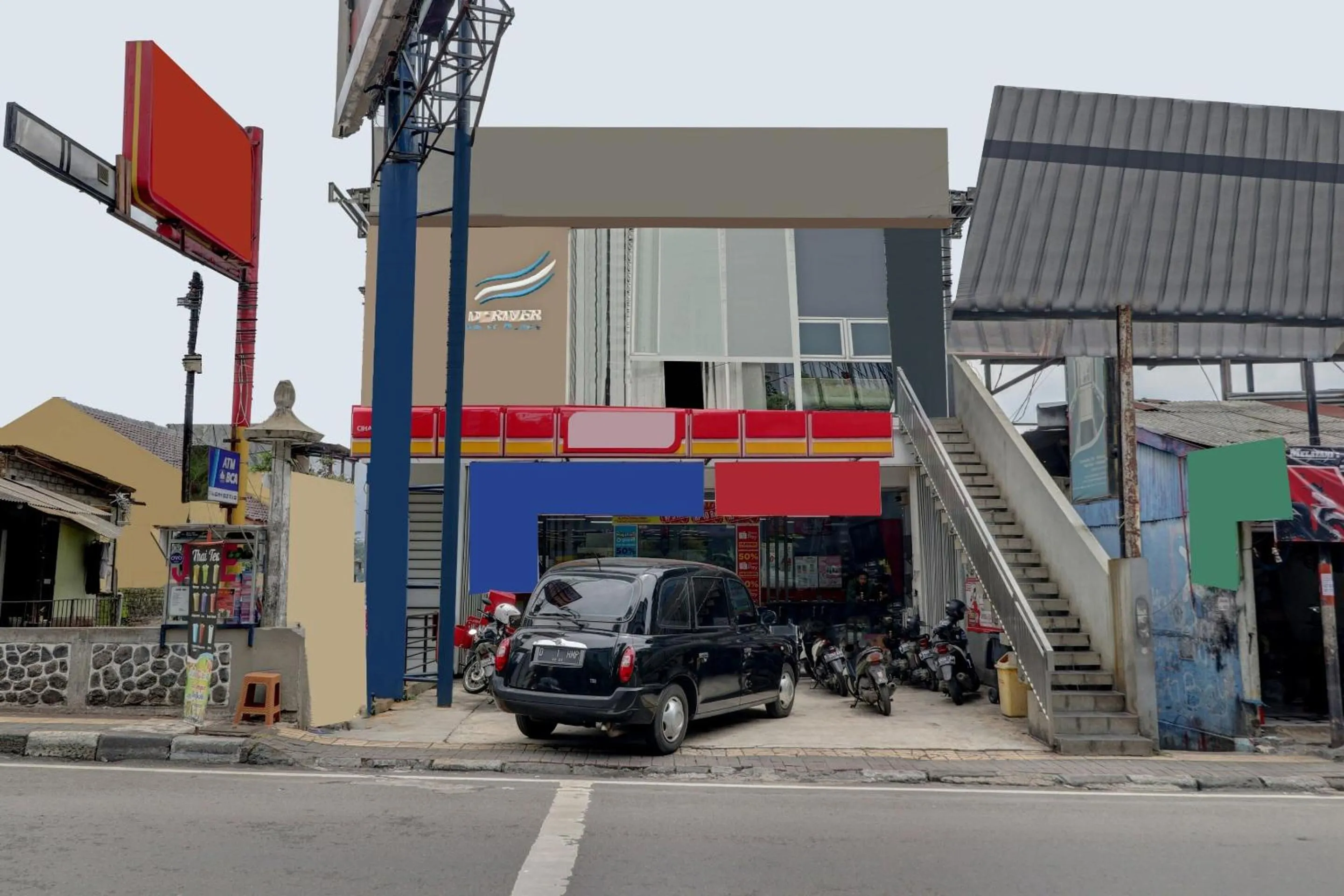 Facade/entrance in Hotel O Cihampelas Near Ciwalk Formerly D'River Guest House