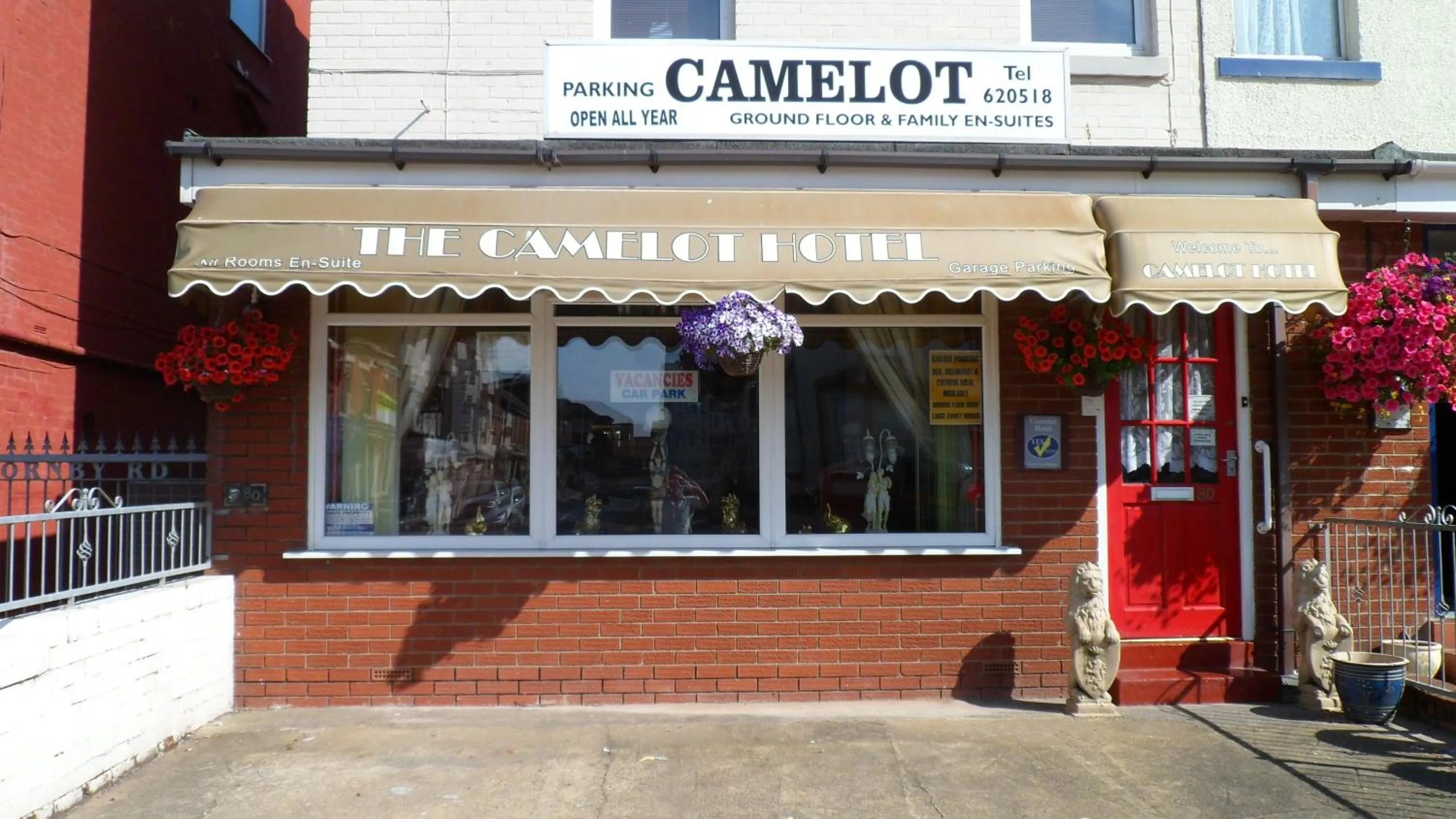 Facade/entrance in Camelot Hotel - Couples Only