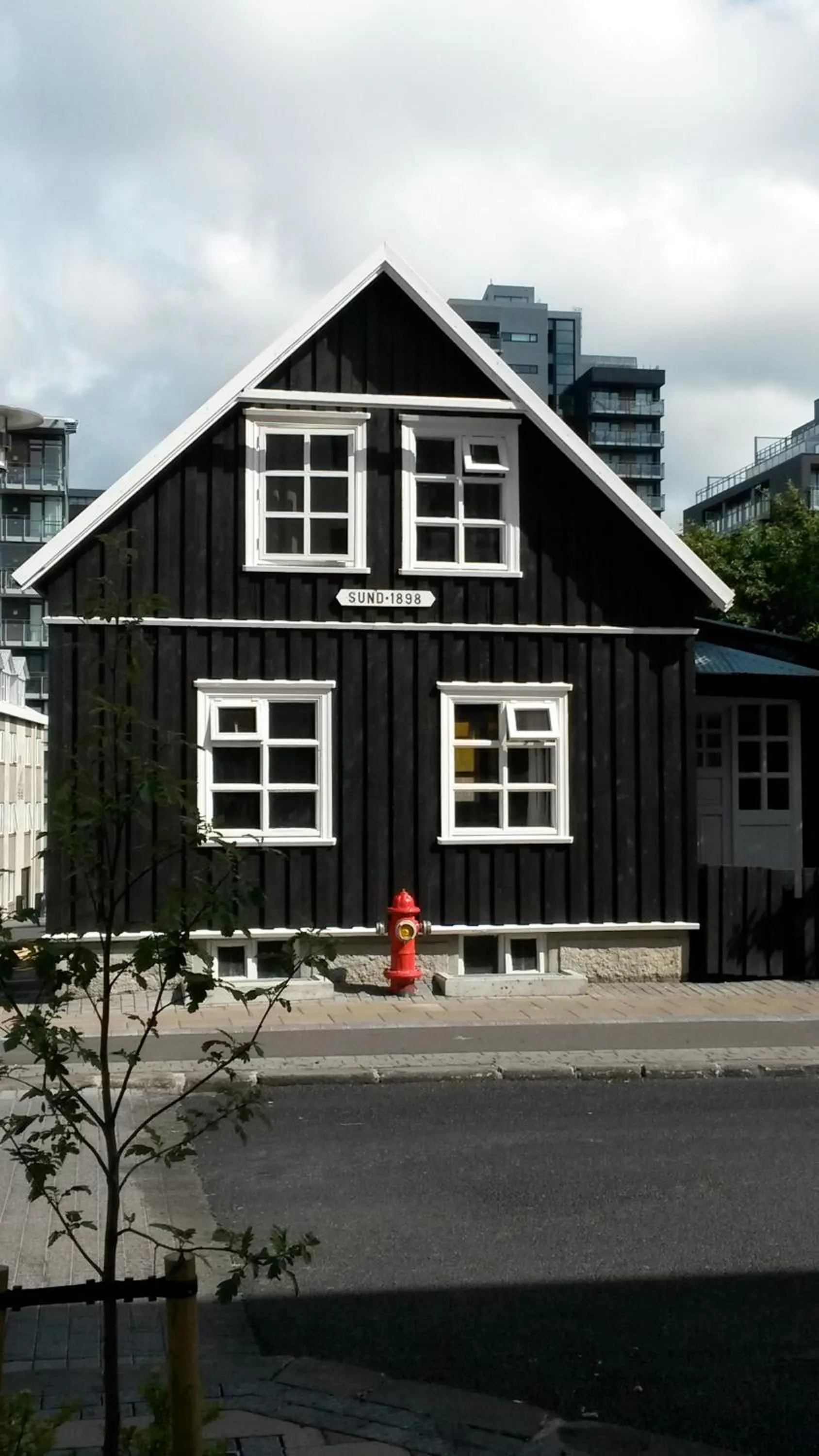 Facade/entrance in Old Charm Reykjavik Apartments
