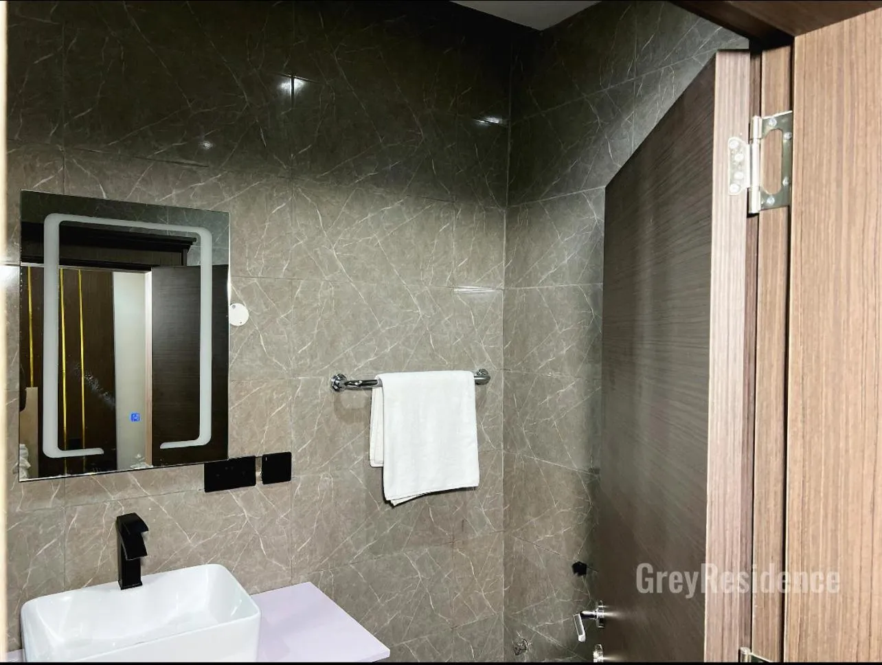 Bathroom in Grey Residence