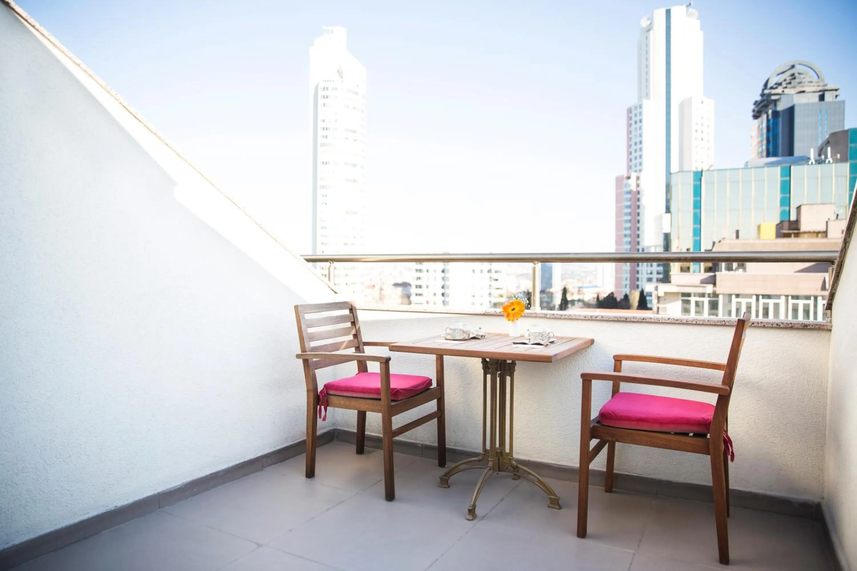 Balcony/Terrace in Grand Aras Hotel & Suites