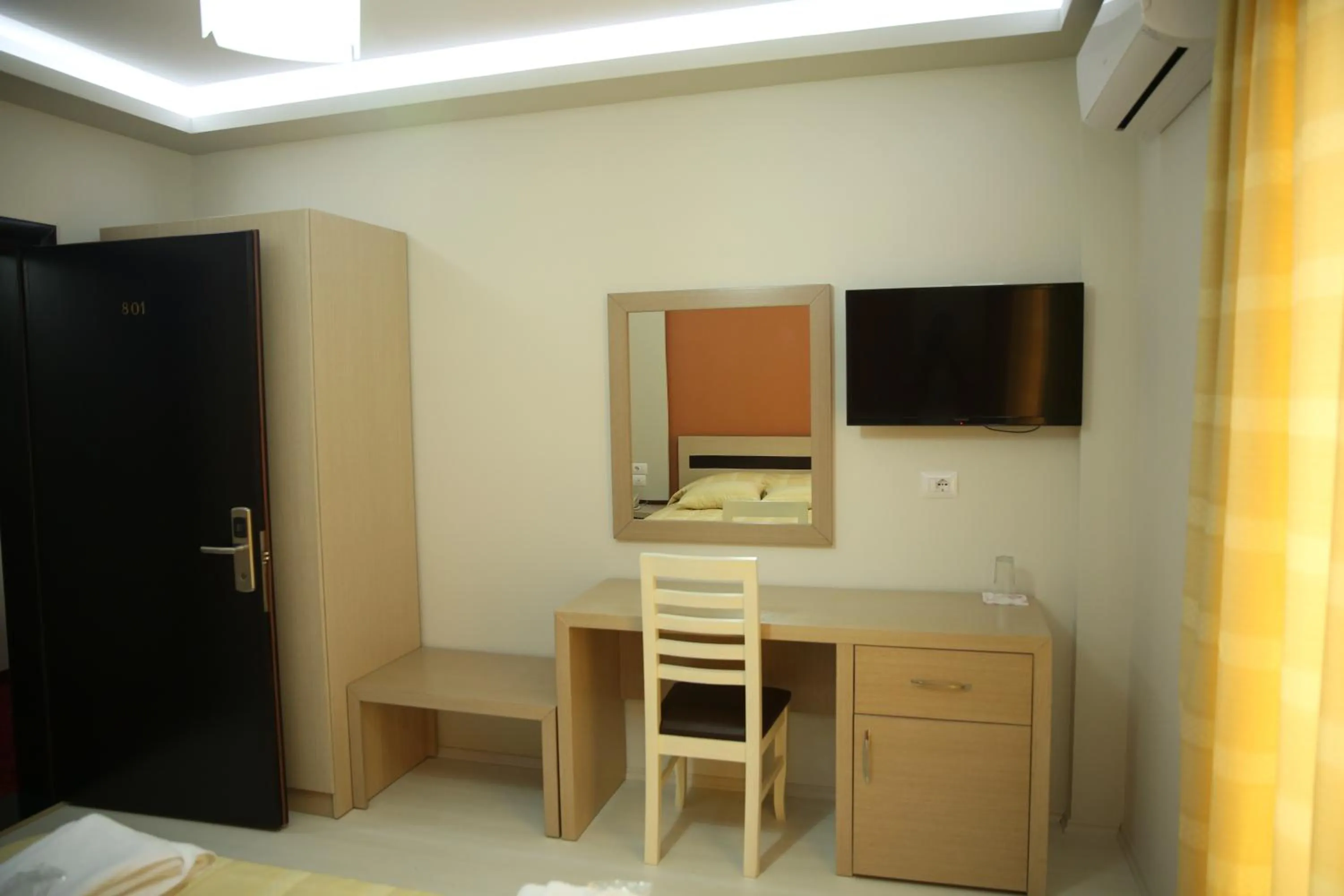 Bedroom in Hotel Pogradeci