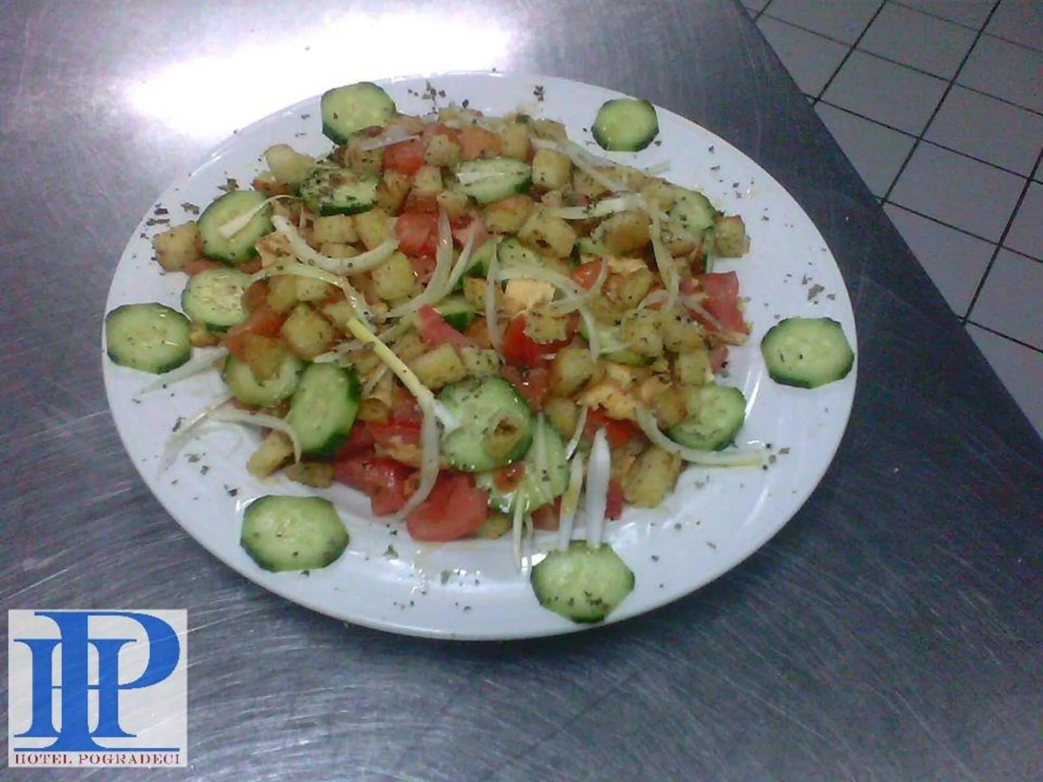 Kitchen or kitchenette in Hotel Pogradeci