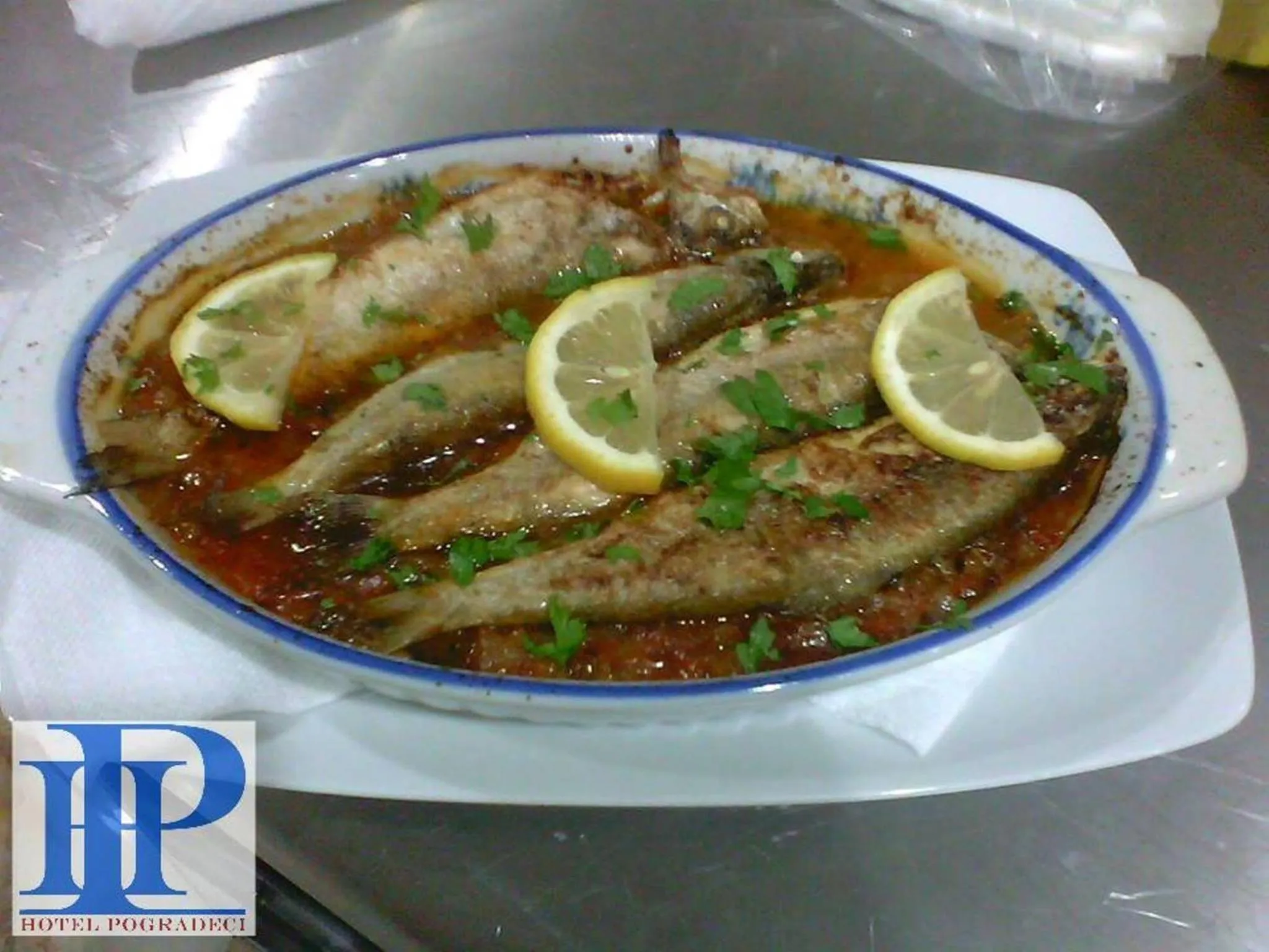 Kitchen or kitchenette in Hotel Pogradeci