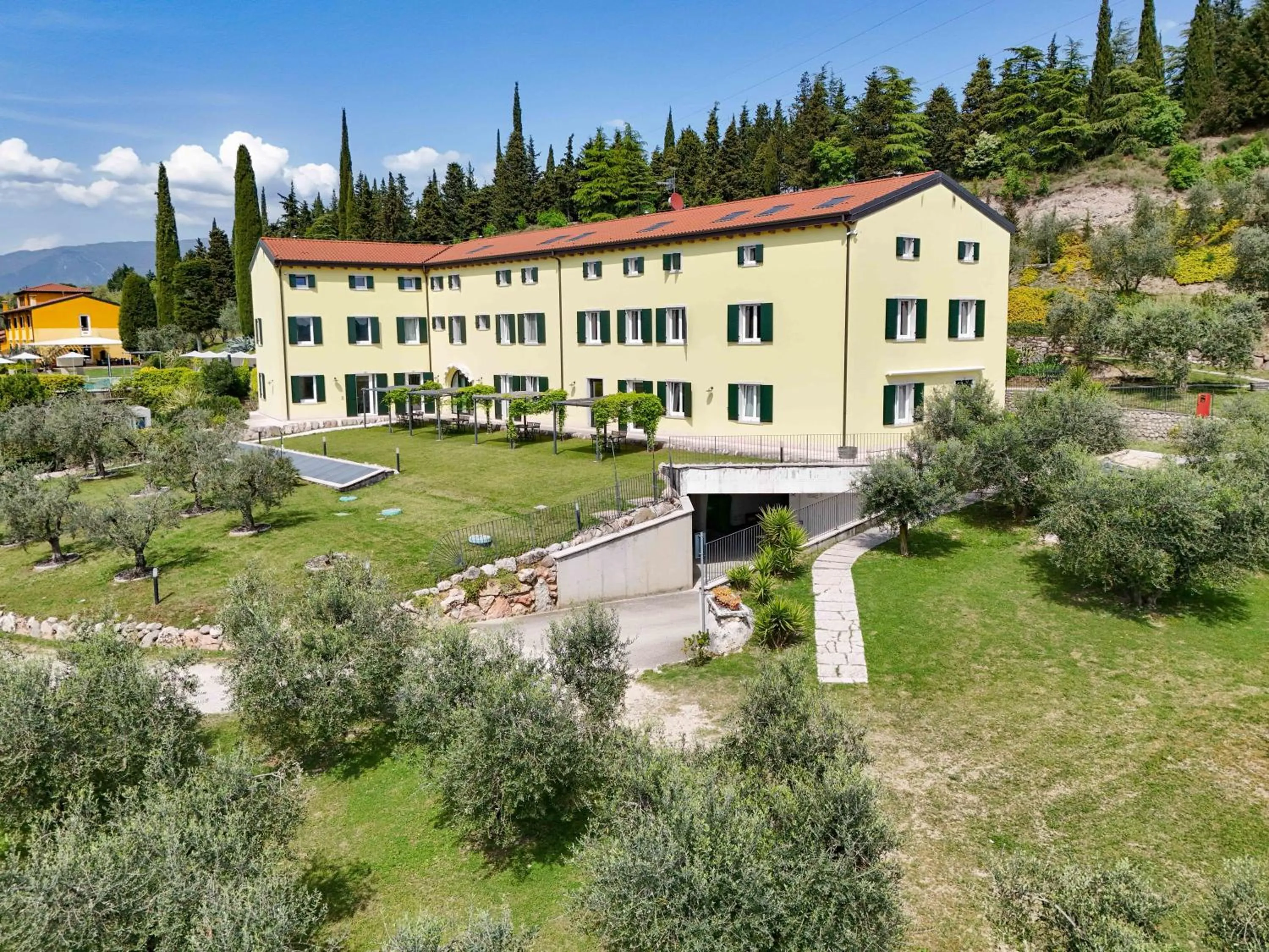 Property building in Residence Fontanelle