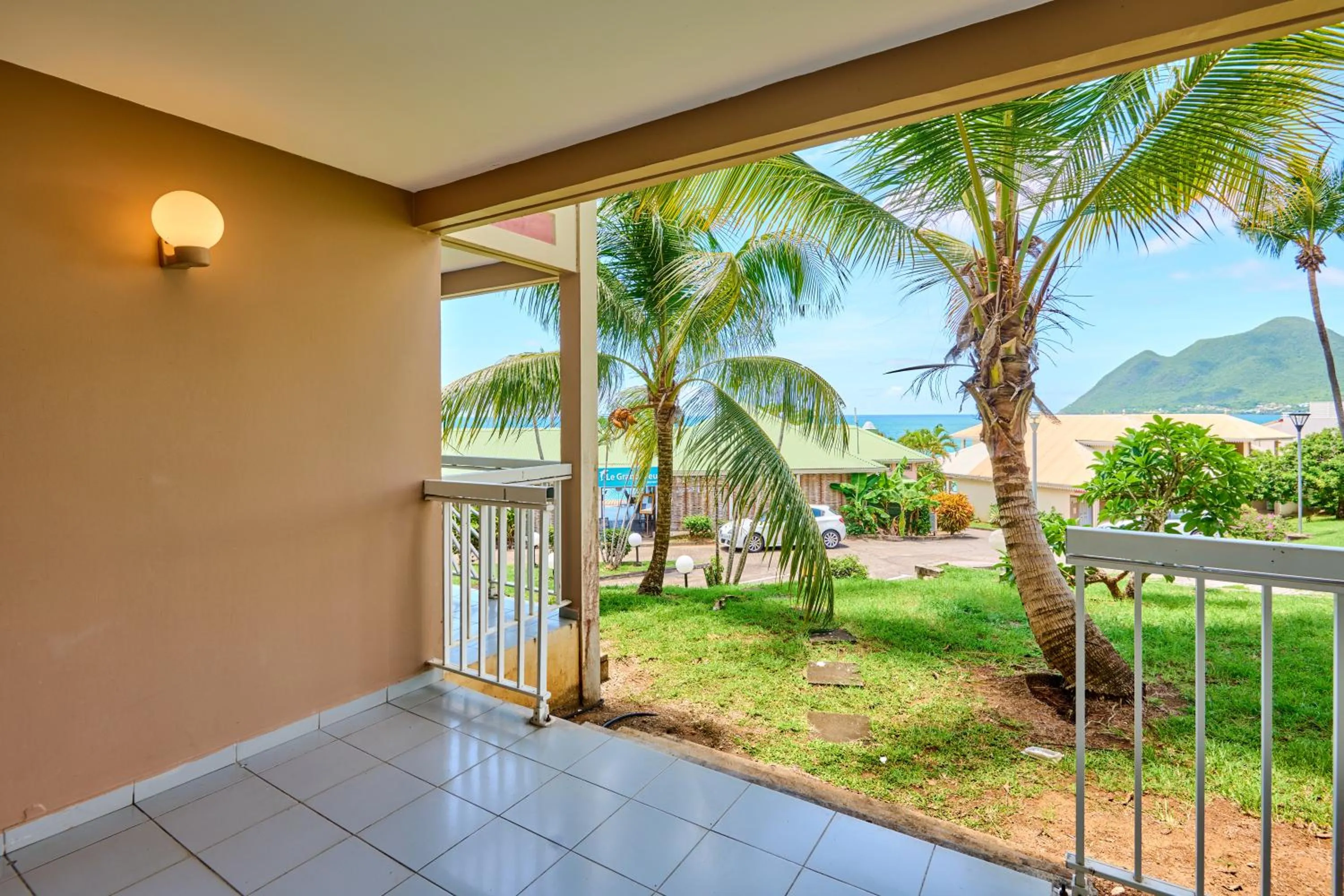 Patio in Diamant Beach