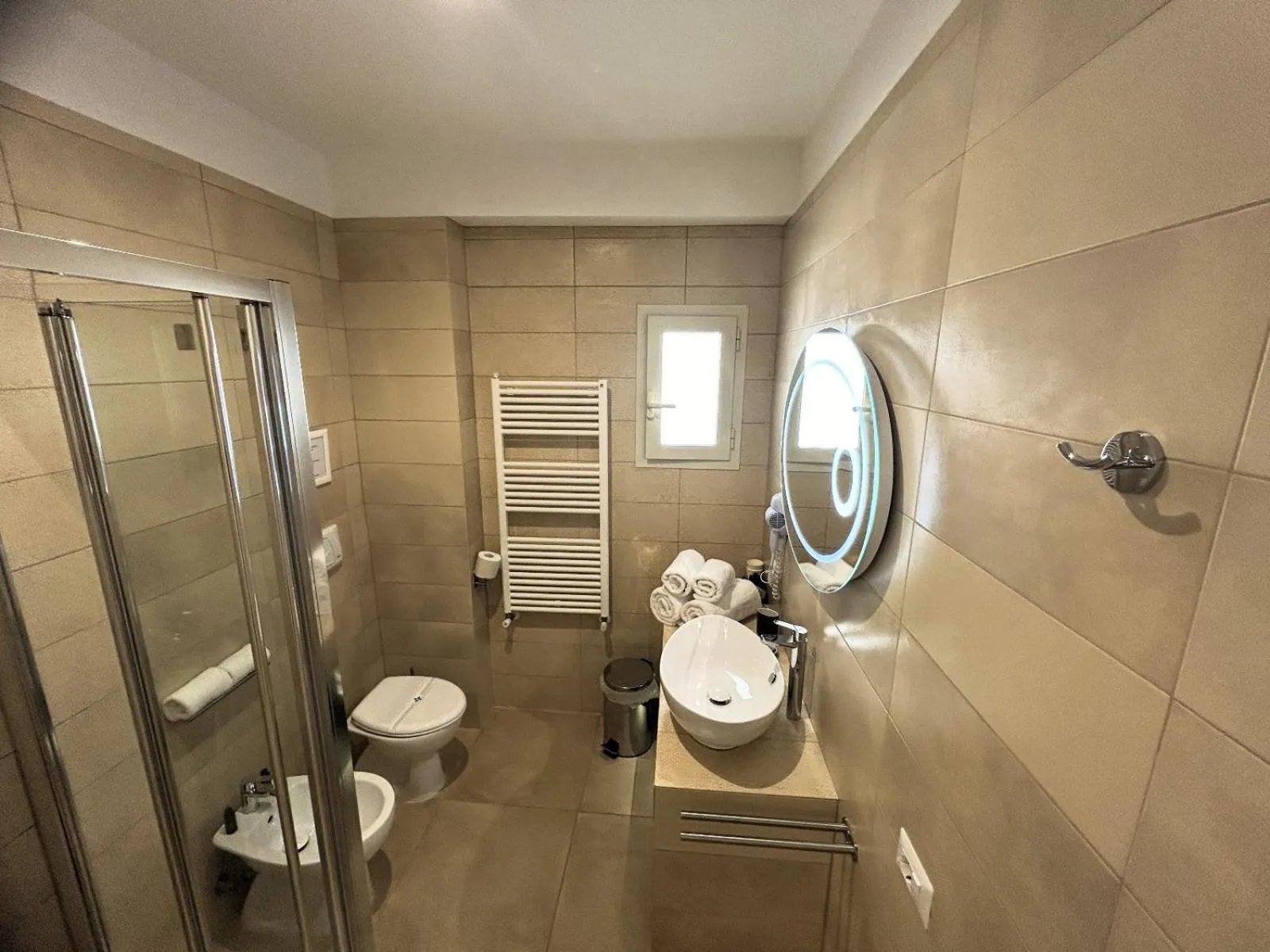 Shower in Villa Soleanna Residence