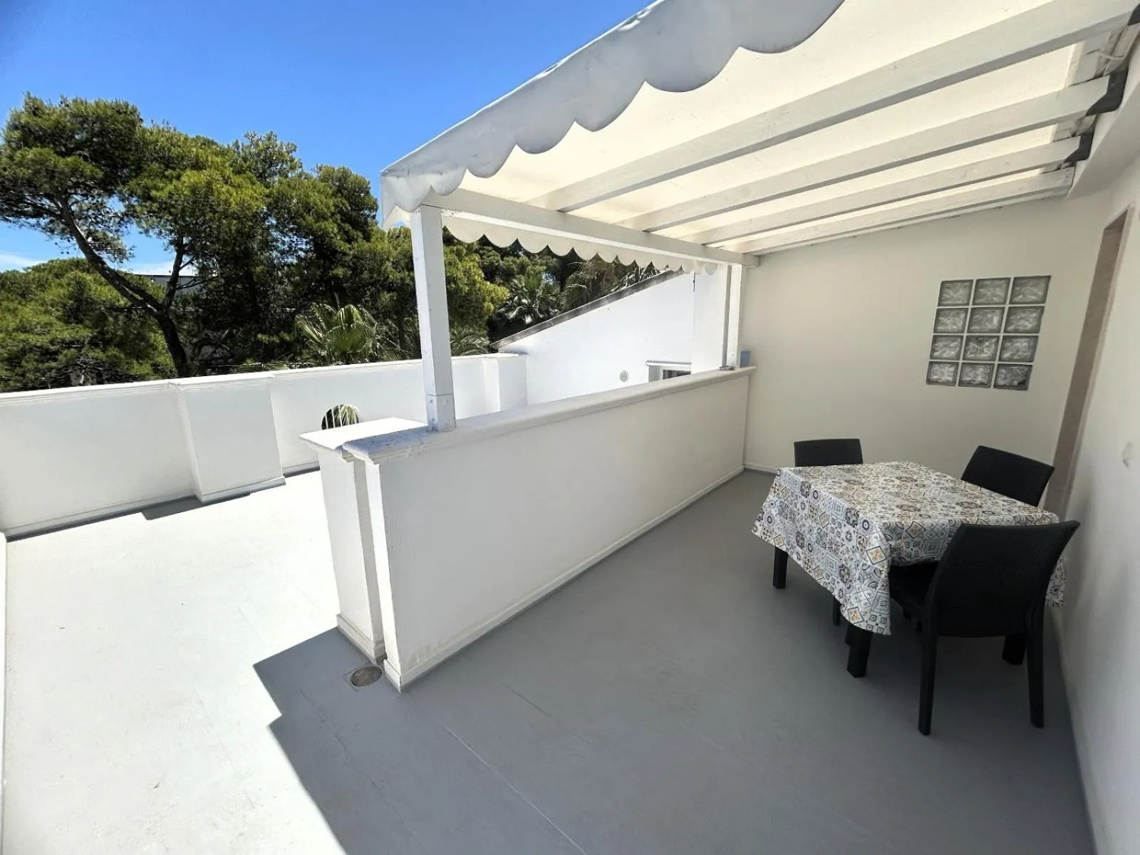 Patio in Villa Soleanna Residence